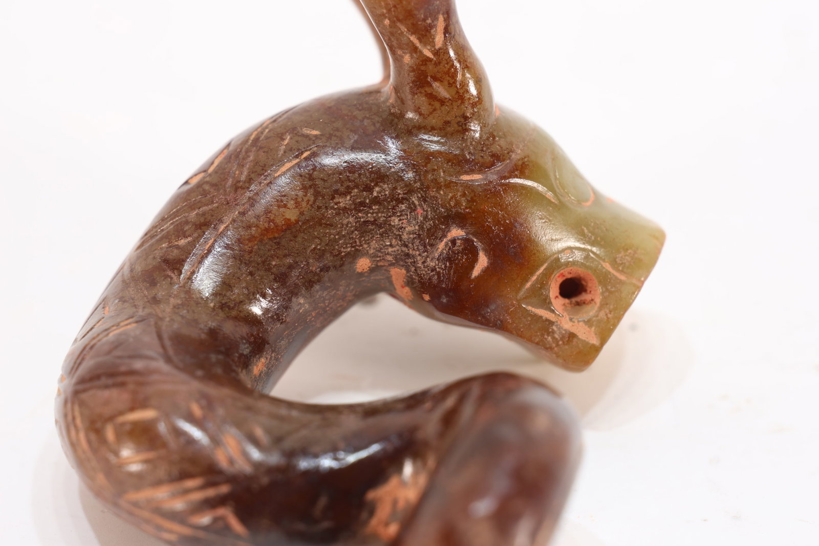 Jade Carved Beast Face Pattern Dragon Shape Ornament - 3