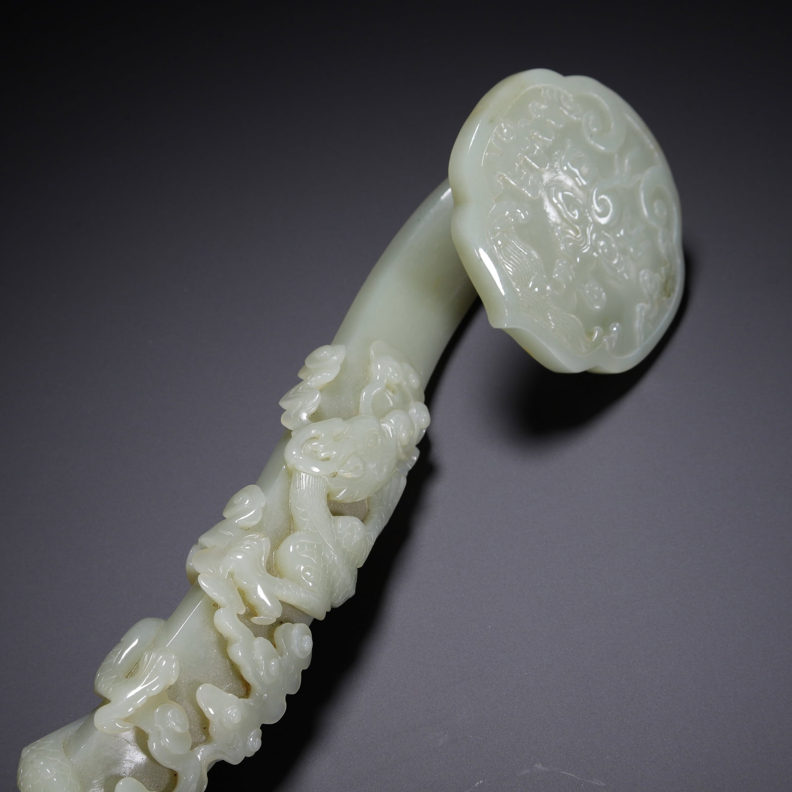 A Chinese Hetian Jade Ruyi Scepter - 6