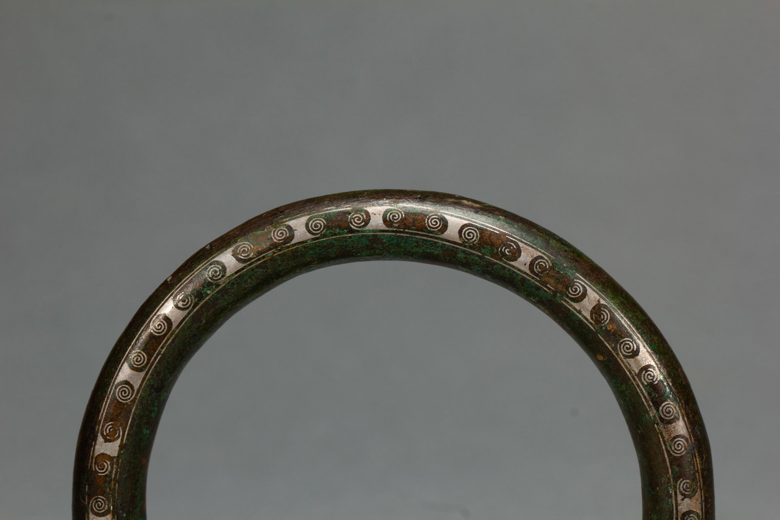 A Chinese Silver-Inlaid Bronze Bangle - 2