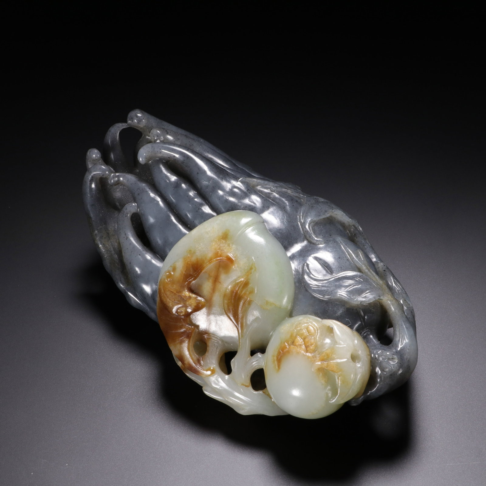 A CHINESE JADE BUDDHA's HAND CARVING (1 of 9)