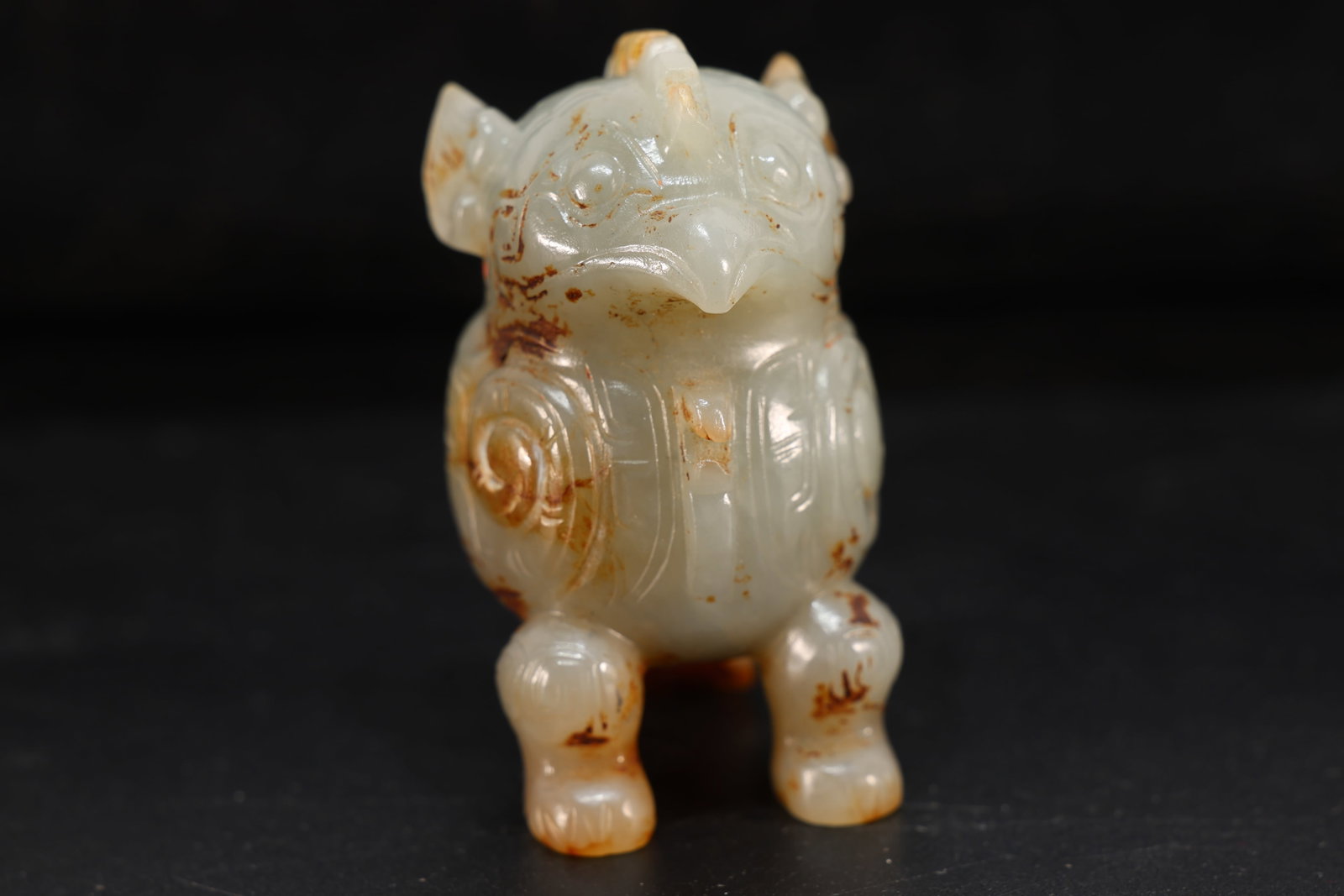 Jade Carved Beast Face Pattern Bird Shape Ornament - 4