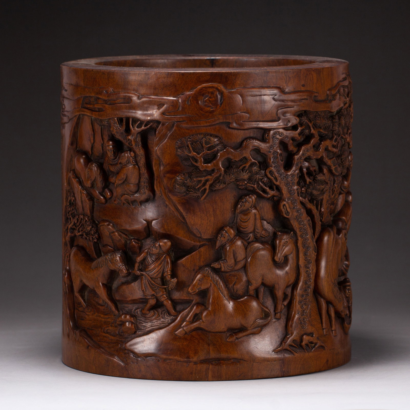 A Chinese Sandalwood Figural Brush Pot: A Chinese Sandalwood Figural Brush Pot (16.2 x 16.2 x 27cm,Weight 1610 grams)