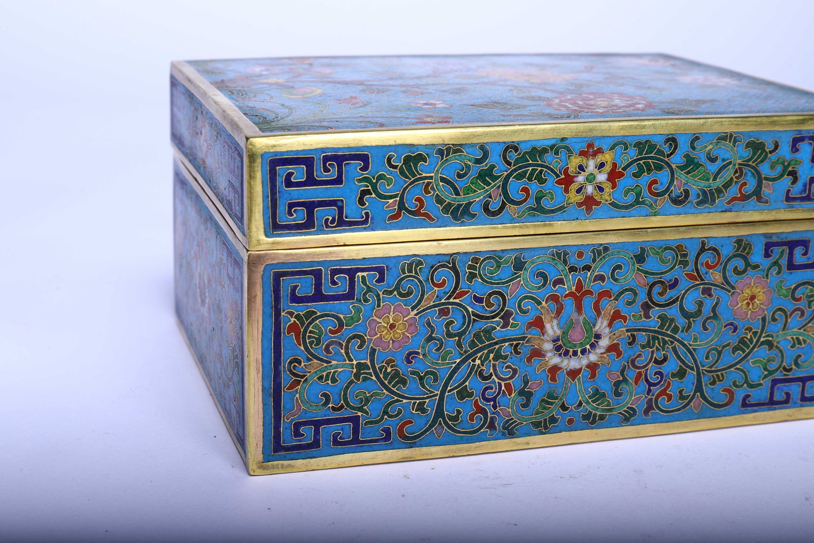 A Chinese Cloisonne Rectangular Box - 5