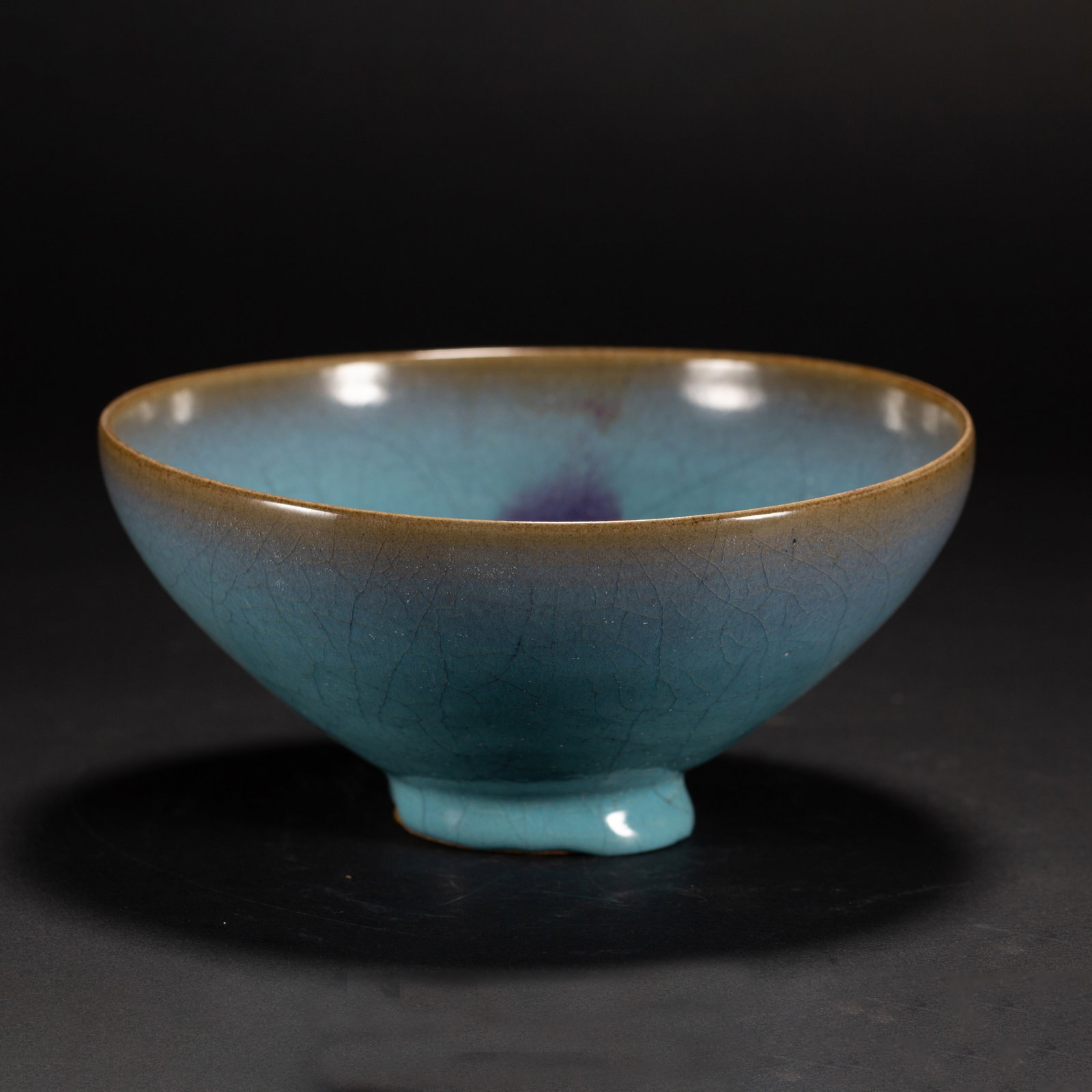 A Chinese Junyao Purple-Splashed Bowl: A Chinese Junyao Purple-Splashed Bowl (17.5 x 17.5 x 7.5cm,Weight 480 grams)