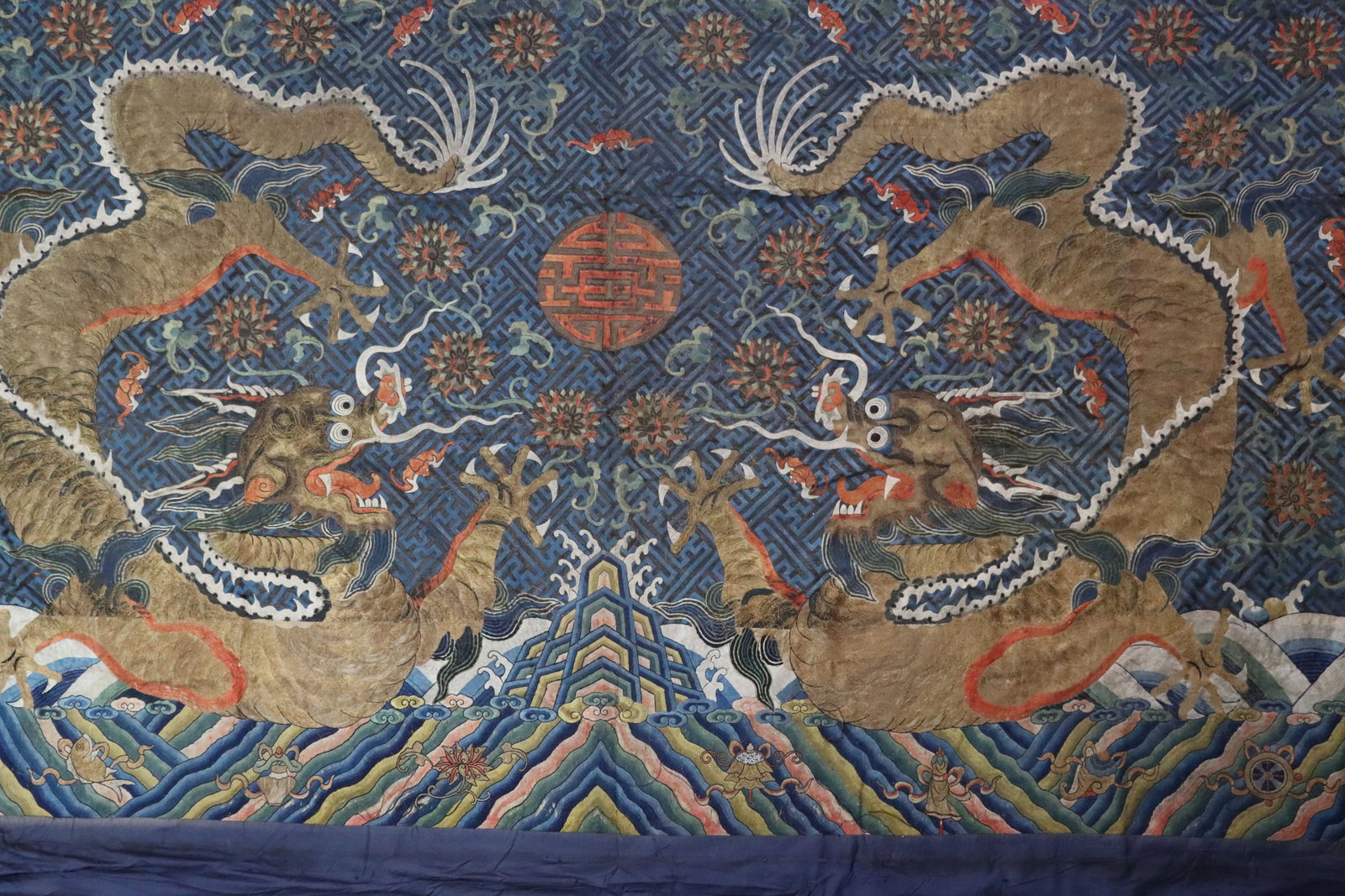Silk Embroidery Cloud and Dragon Pattern Kesi - 13