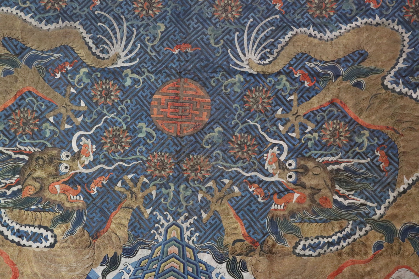Silk Embroidery Cloud and Dragon Pattern Kesi - 6
