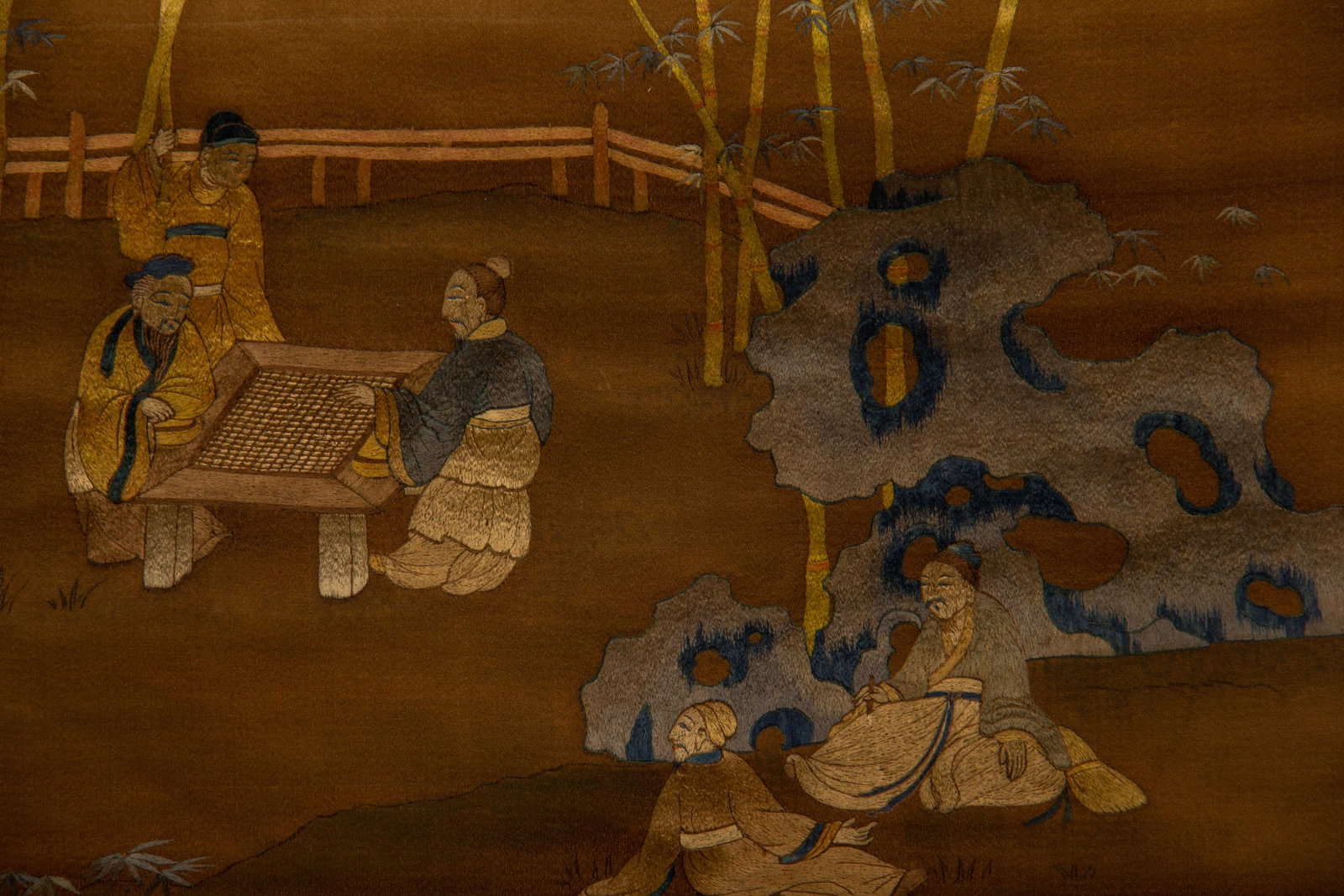 Chinese Kesi Figural Scroll - 3