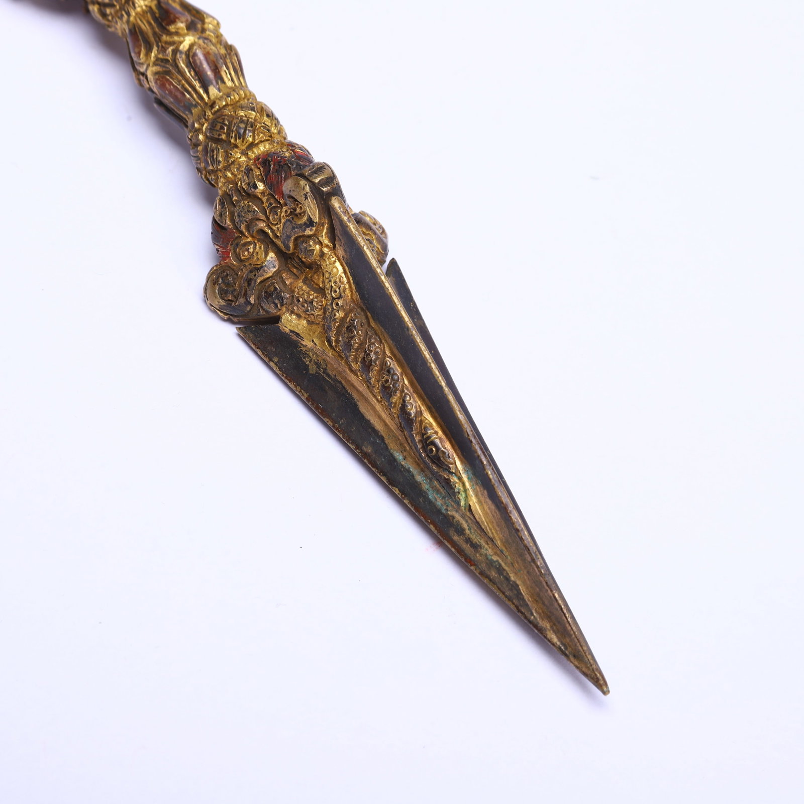 A Chinese Gilt-Bronze Phurba Ritual Dagger - 6