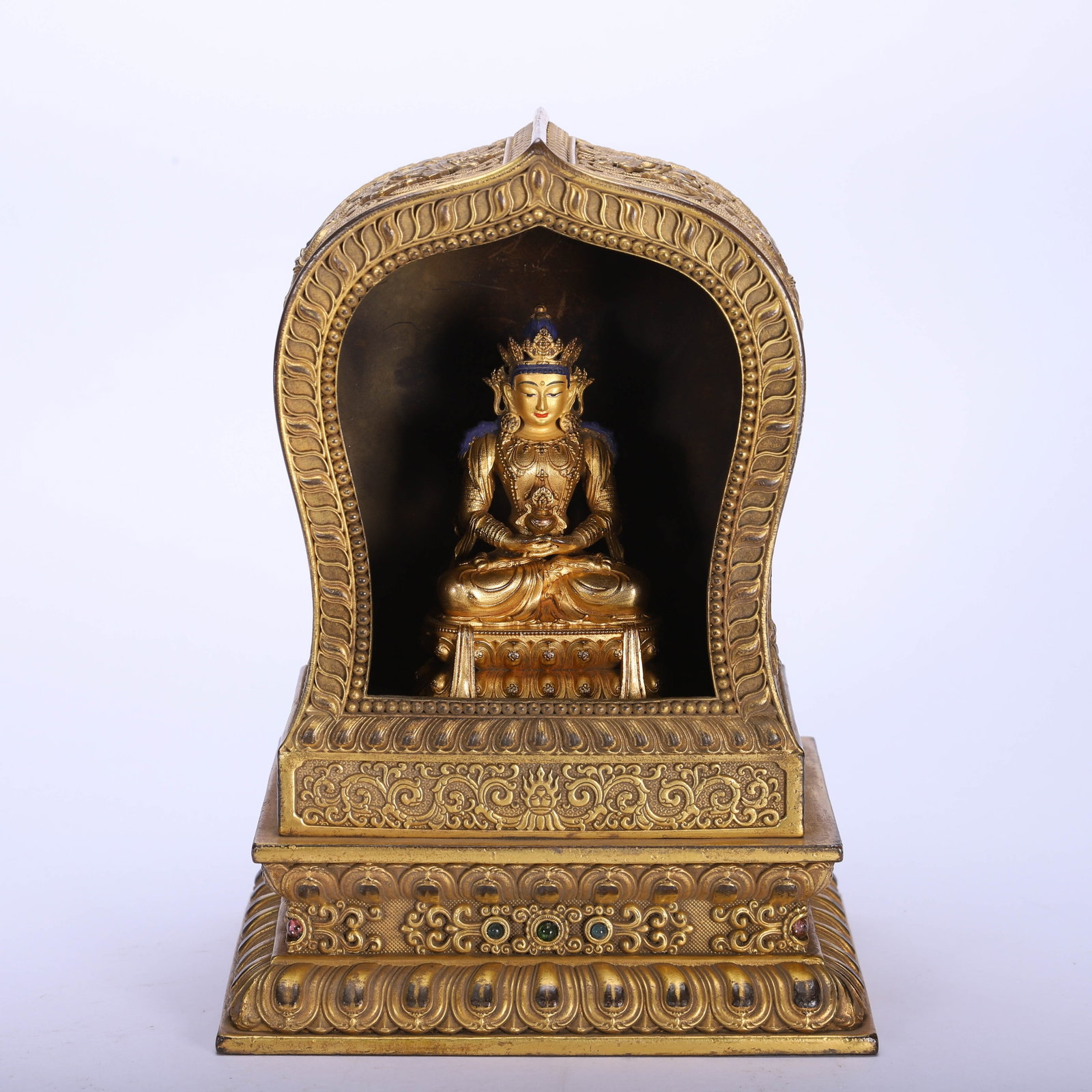 A BRONZE-GILT AMITAYUS WITH SHRINE: A BRONZE-GILT AMITAYUS WITH SHRINE (25cm)