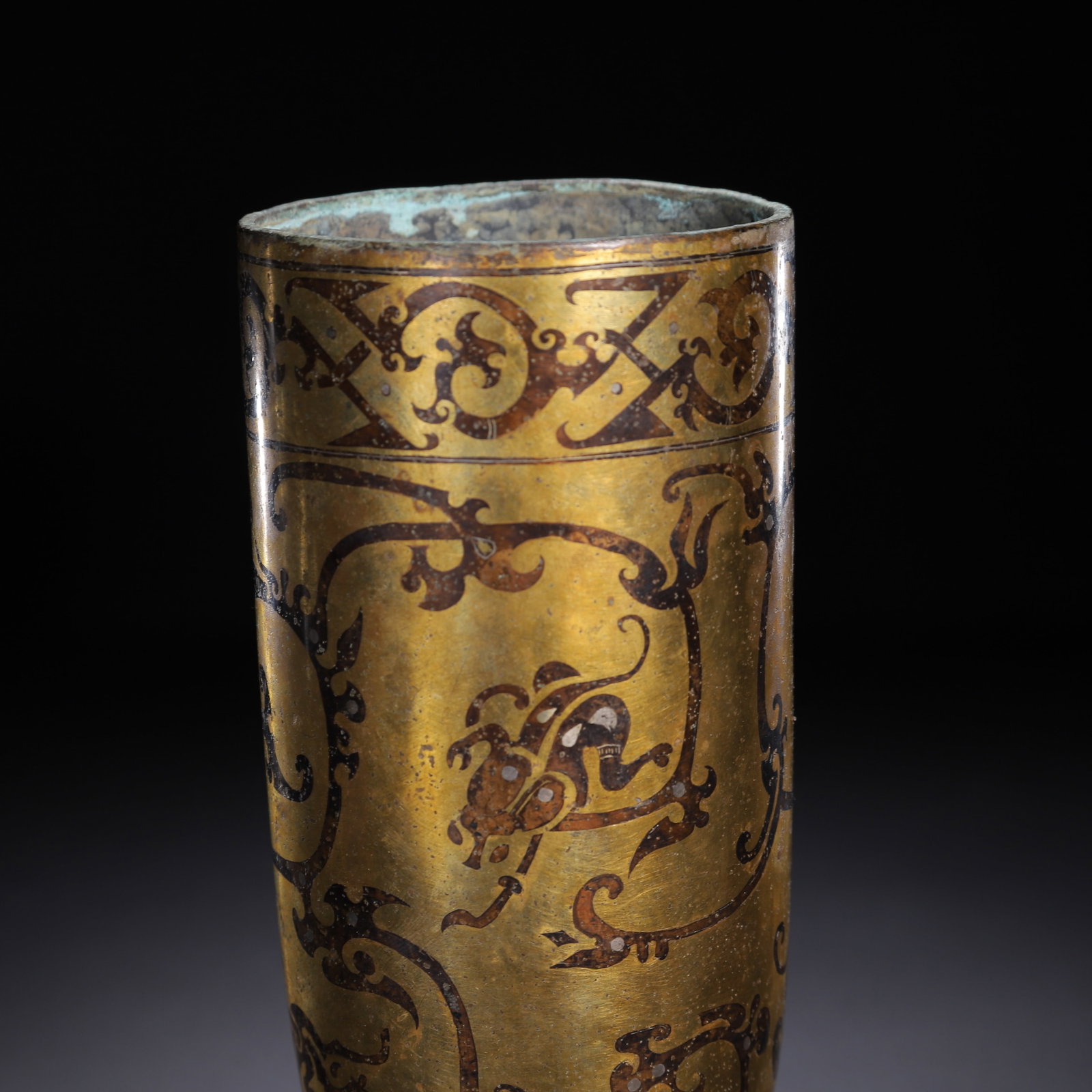 A Chinese Gilt Bronze Cup - 5