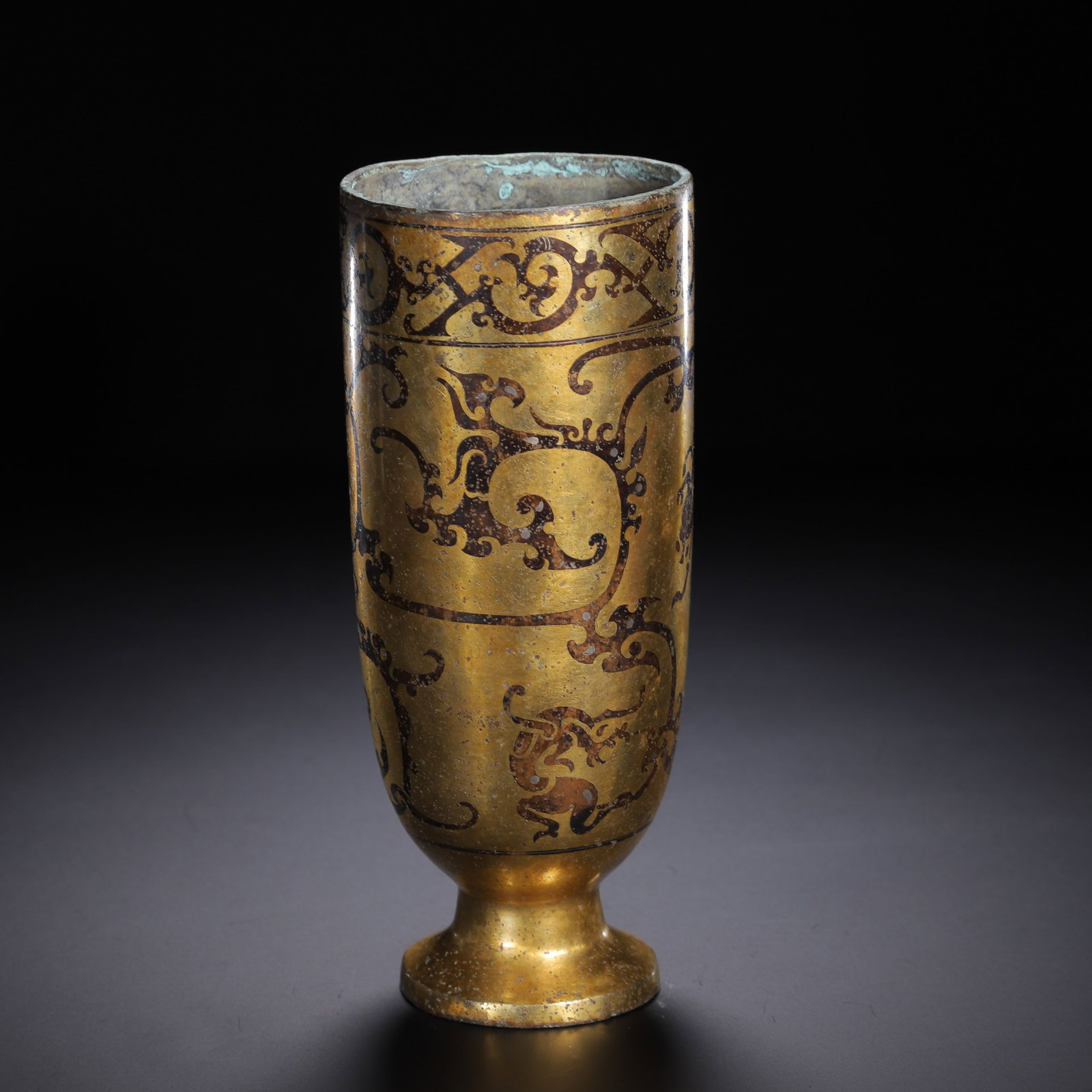 A Chinese Gilt Bronze Cup - 7
