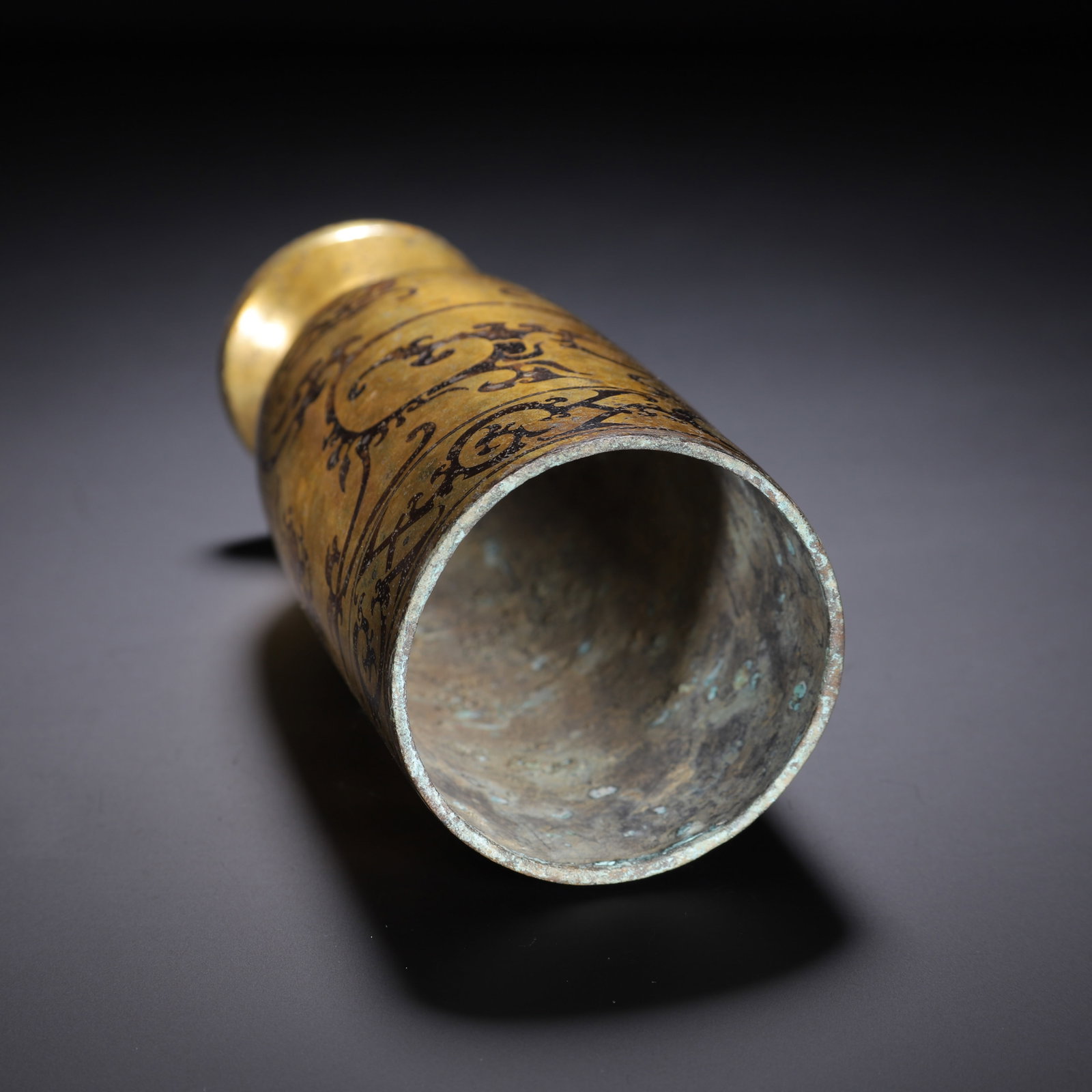 A Chinese Gilt Bronze Cup - 8