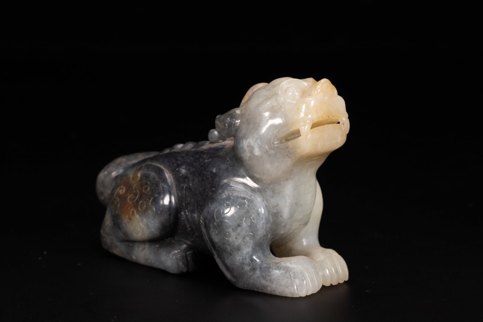 A Chinese Hetian Jade Bixie Carving - 8