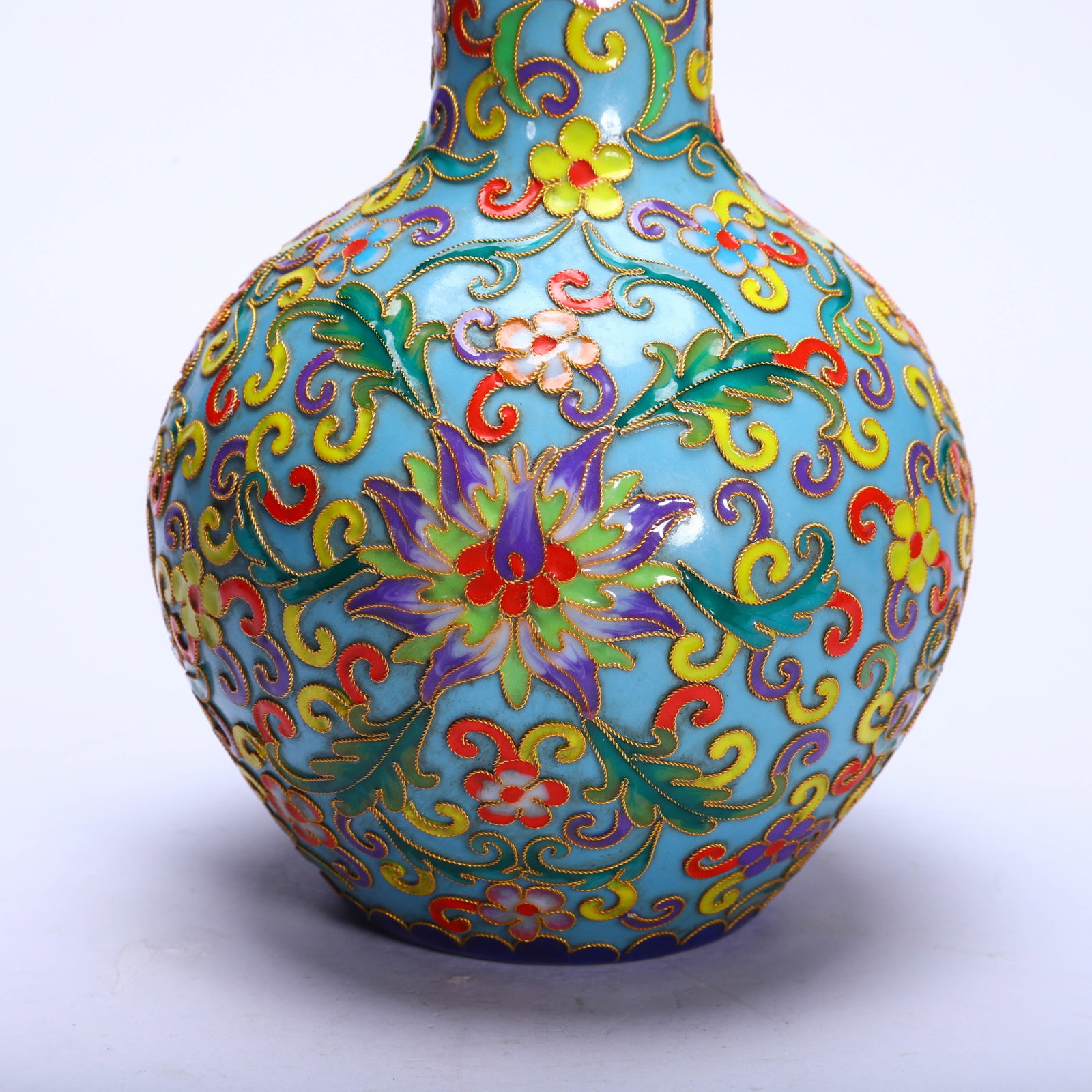 A CLOISONNE ENAMEL GLOBULAR VASE - 4