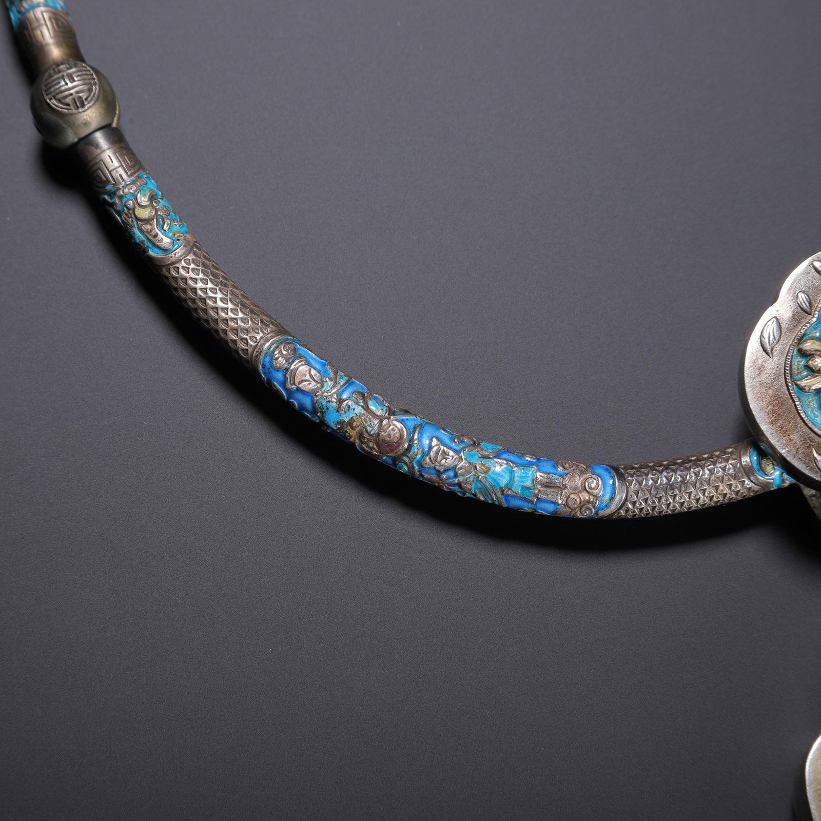 CHINESE SILVER ENAMEL LONGEVITY LOCK NECKLACE - 4
