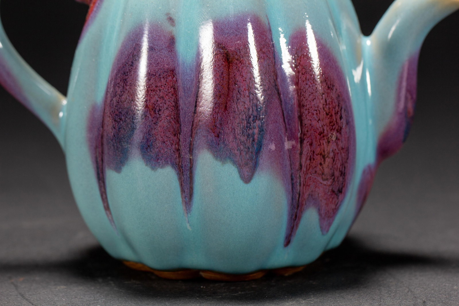 A Chinese Jun Kiln Teapot - 8
