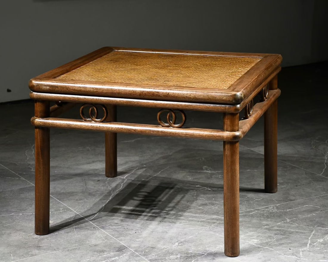 Huanghuali Wood Chair: Huanghuali Wood Chair (75 x 50cm)