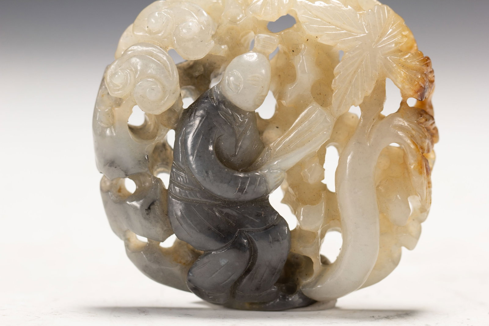 A Chinese Hetian Jade Openwork Plaque - 3