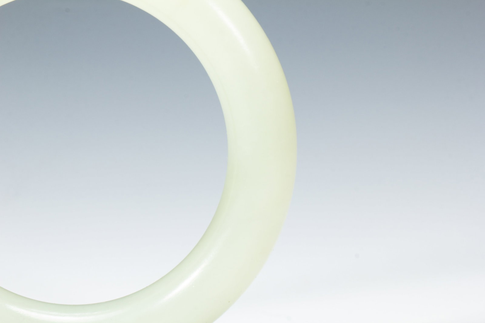 A Chinese Hetian Jade Bangle - 4