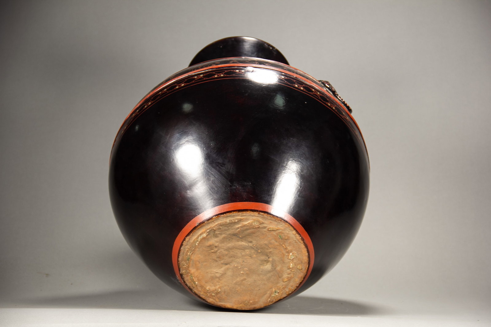A Chinese Pottery Lacquer Vase - 11