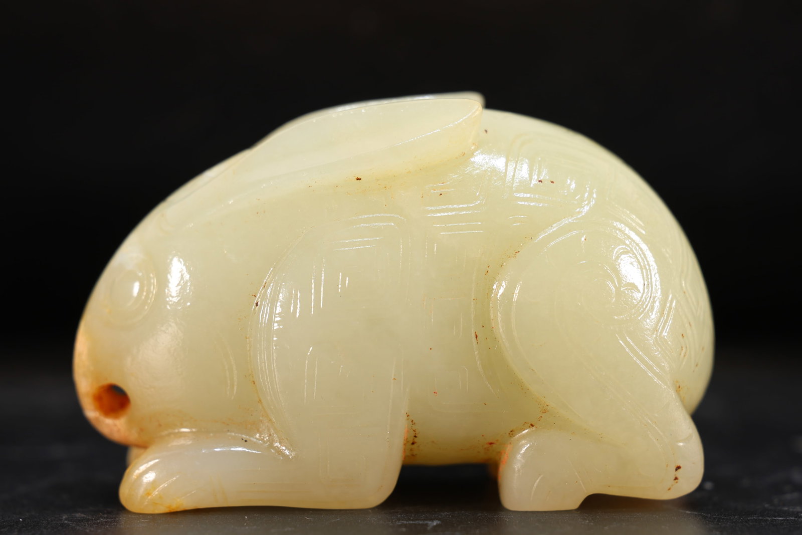Jade Carved Beast Face Pattern Rabbit Shape Ornament: Jade Carved Beast Face Pattern Rabbit Shape Ornament (6.5 x 4 x 2.5cm)