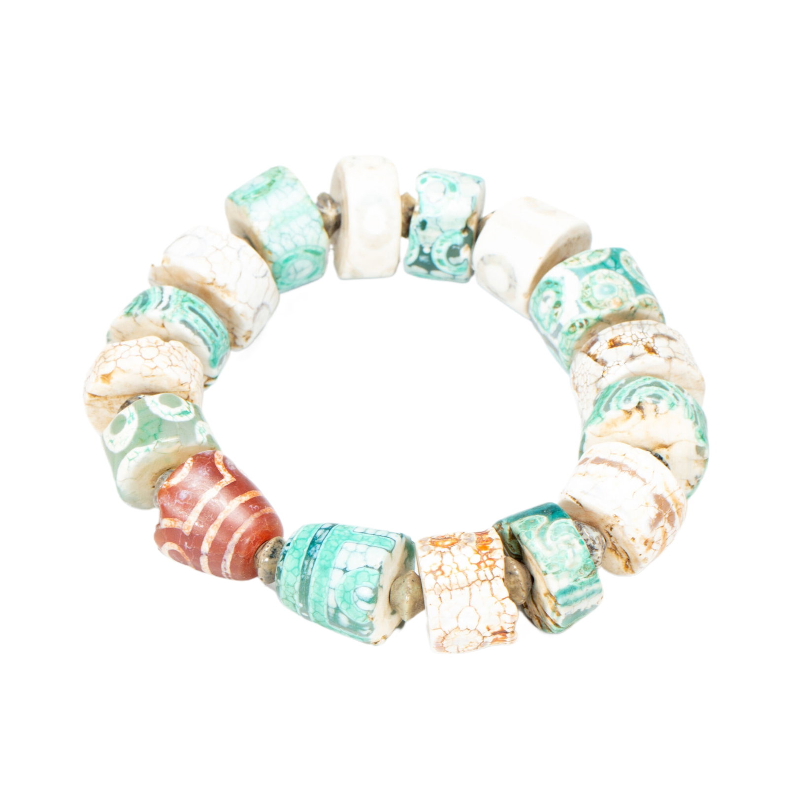 A Chinese Tibetan-Style Agate Bracelet: A Chinese Tibetan-Style Agate Bracelet (2 x 2 x 1.5cm,Weight 120 grams)