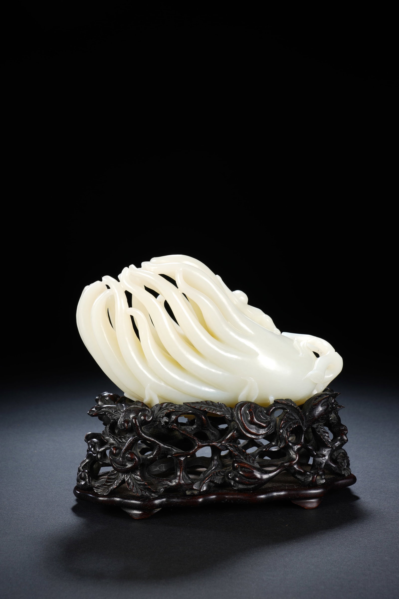 Jade Carved Buddha Hand Fruit Shape Figure - 8