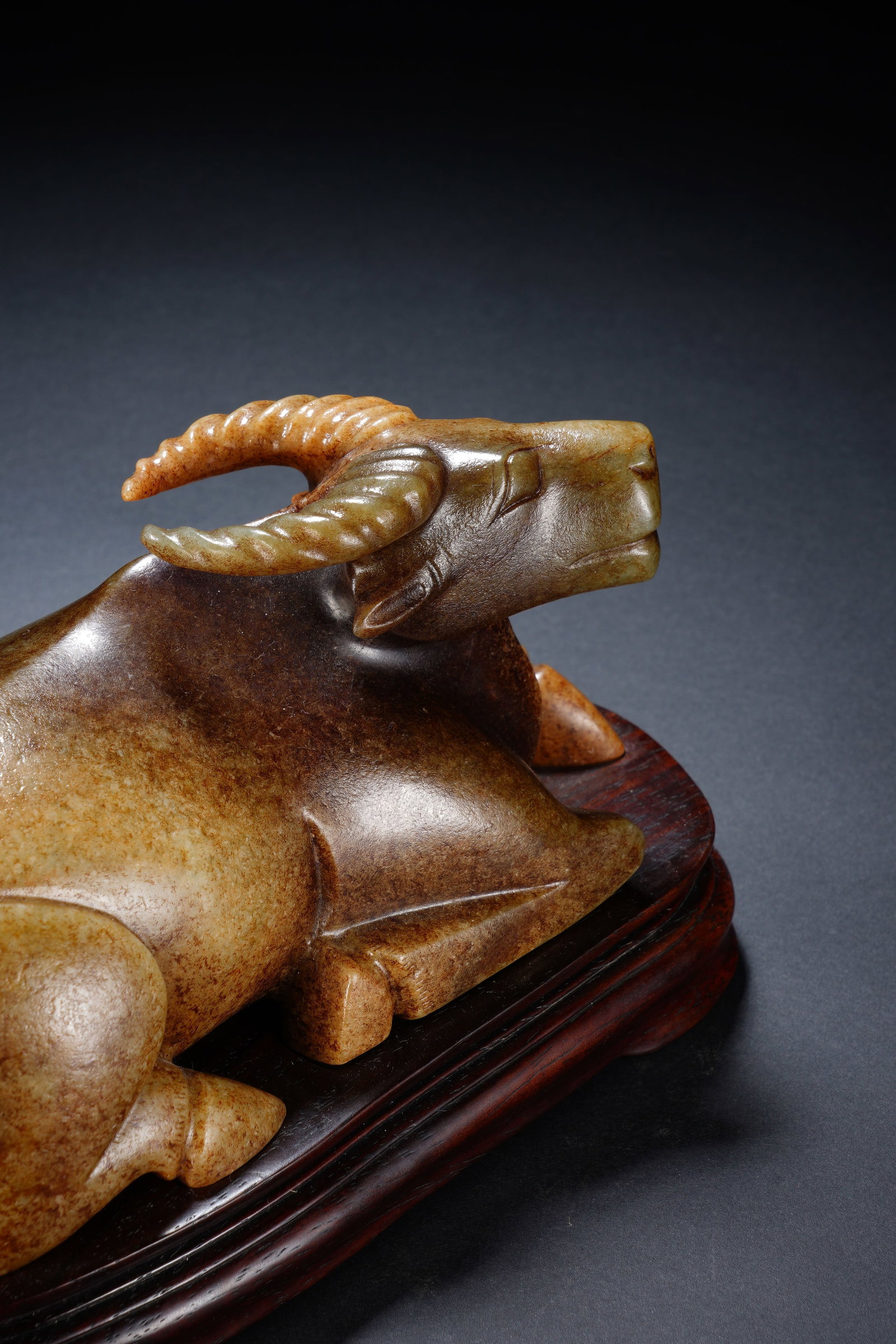 Jade Carved Ox Shape Figure - 5