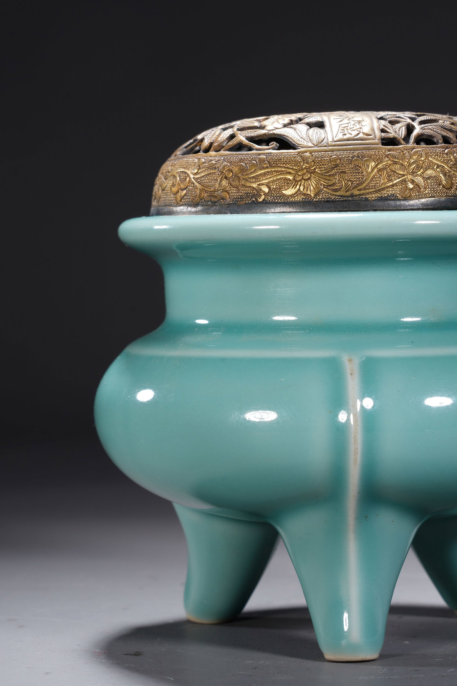 Light Grey Glazed Porcelain Incense Burner - 3