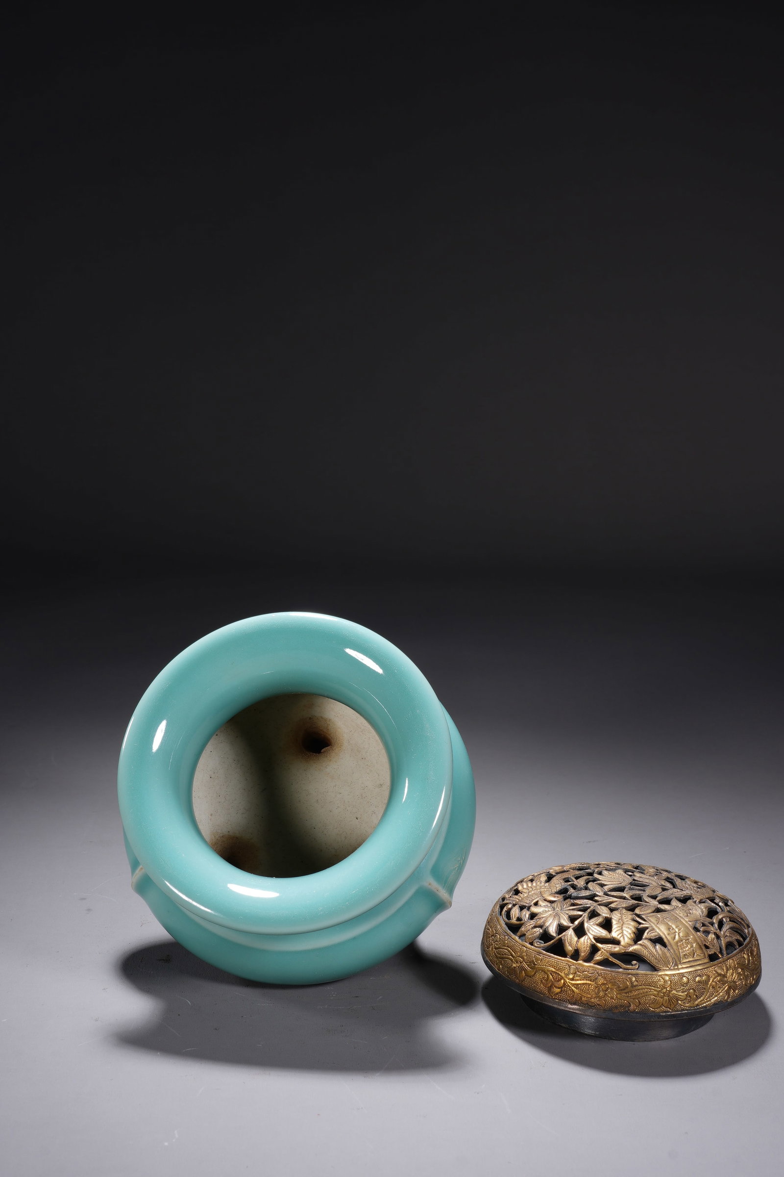 Light Grey Glazed Porcelain Incense Burner - 7