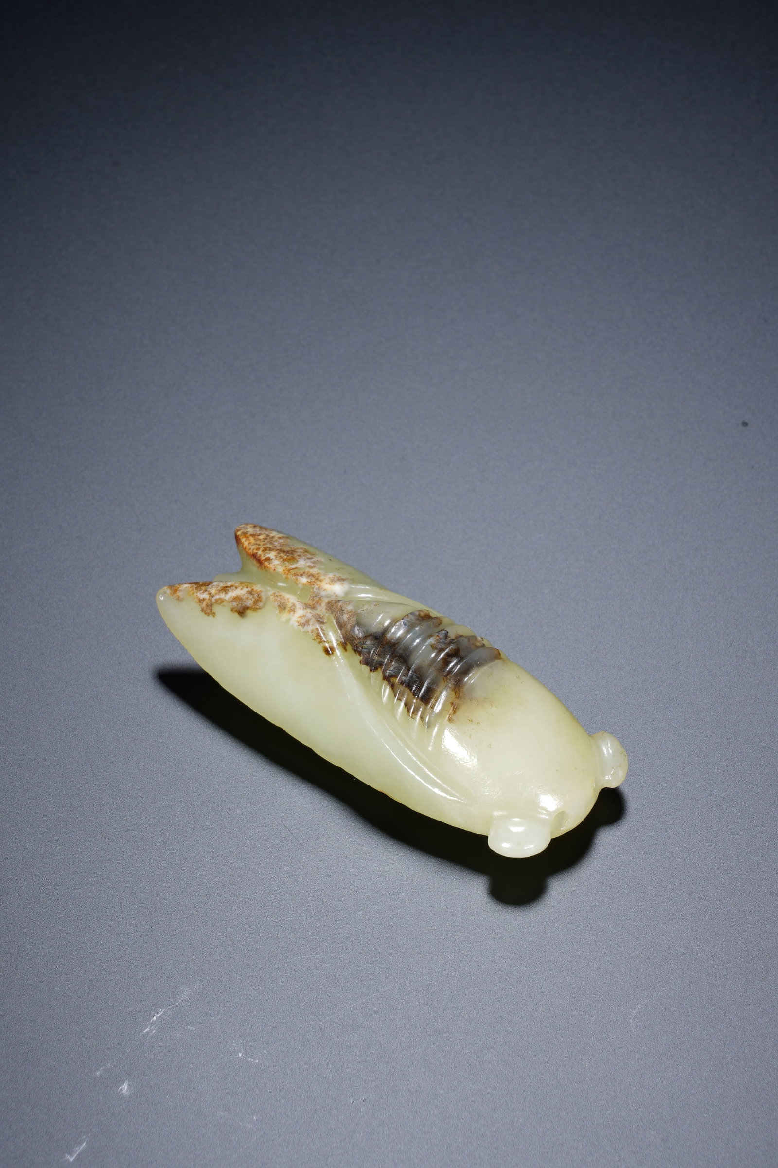 Jade Carved Cicada Shape Ornament - 3