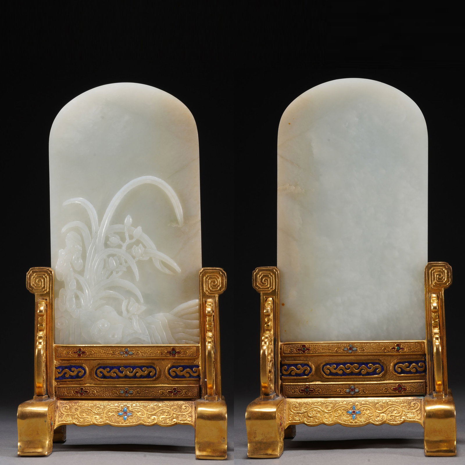 Jade Carved Orchid Pattern Table Plaque and Gilt Bronze Carved Flower Pattern Base: Jade Carved Orchid Pattern Table Plaque and Gilt Bronze Carved Flower Pattern Base (10.5 x 8 x 19cm,Weight 596g)