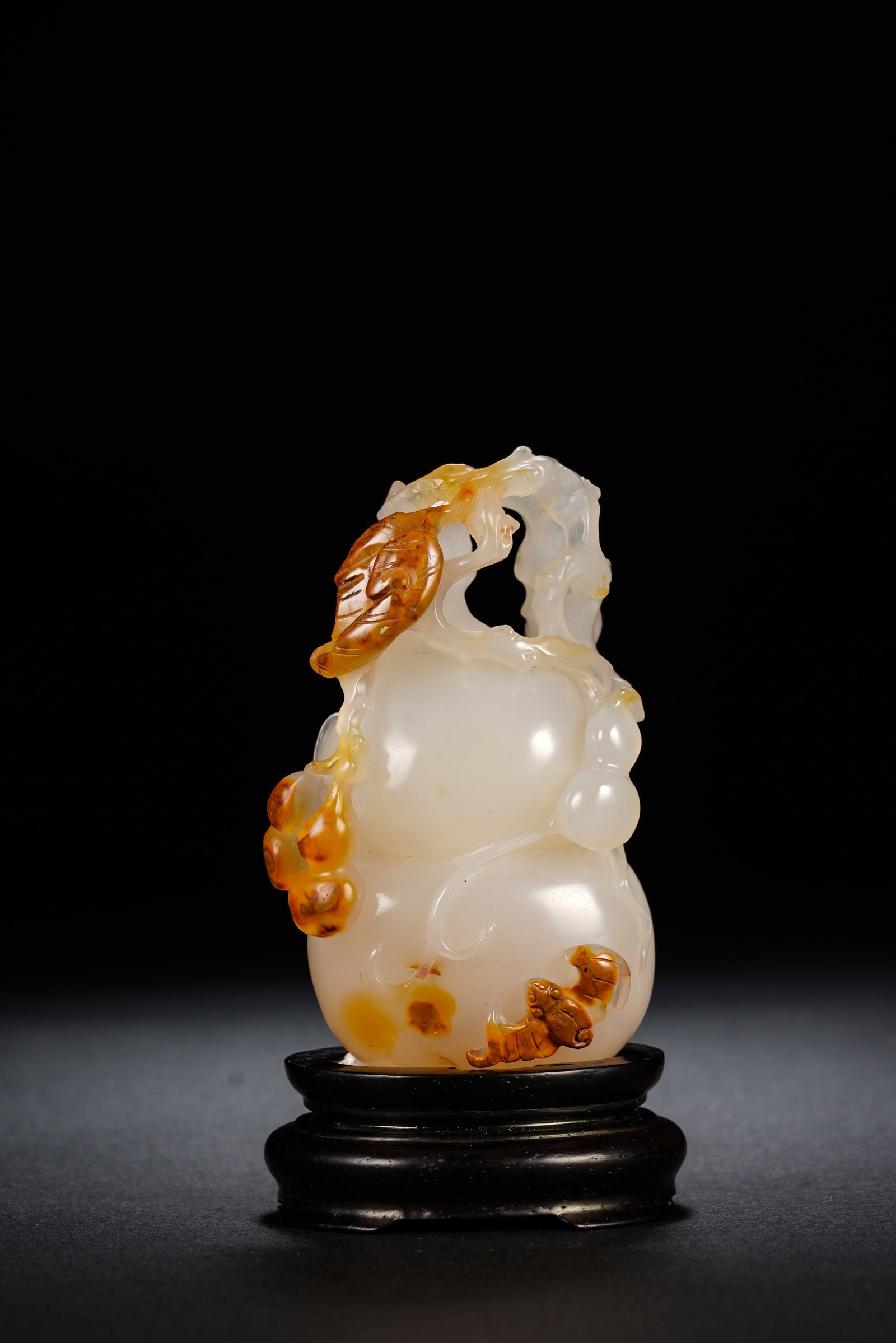 Agate Carved Gourd Shape Ornament - 2