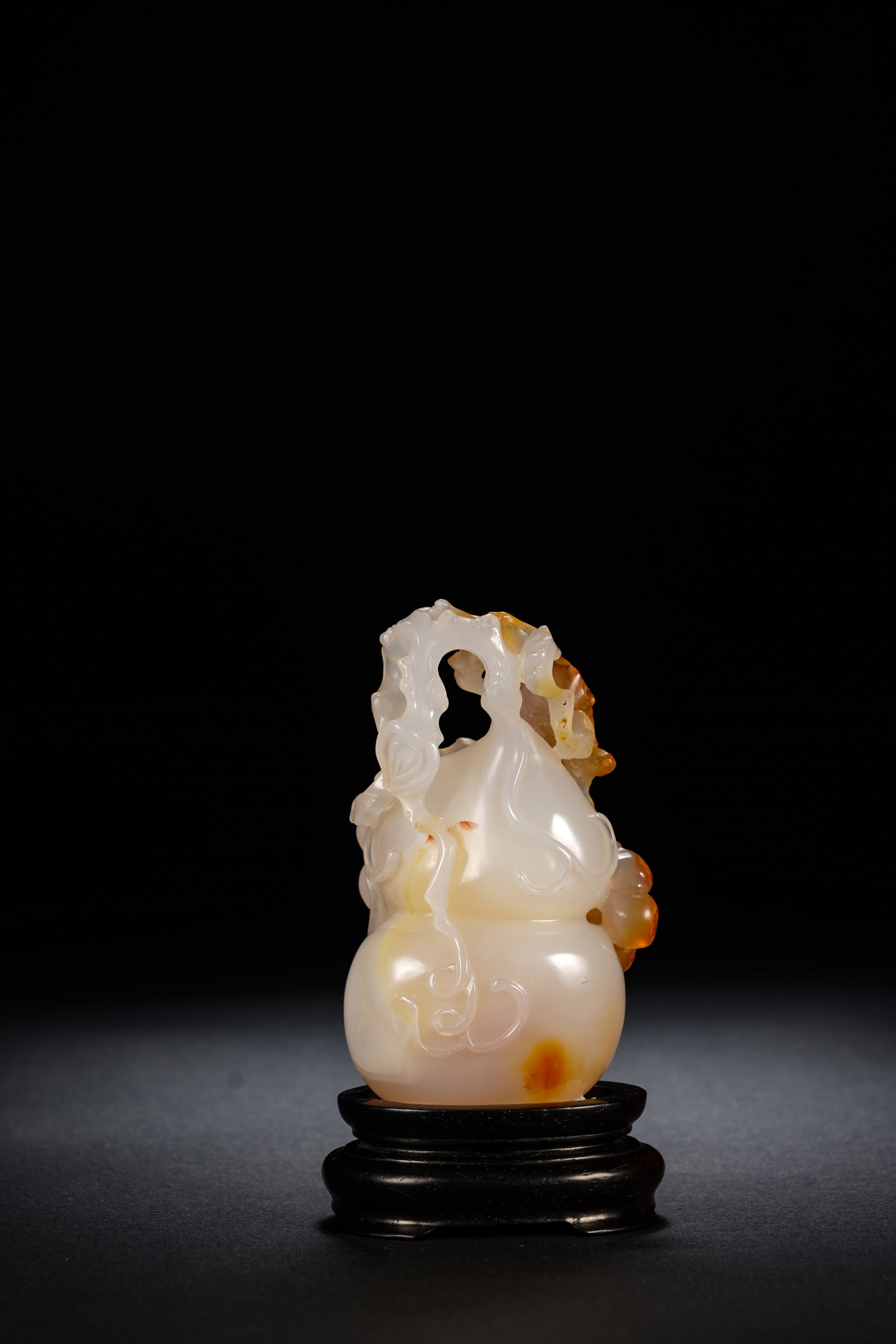 Agate Carved Gourd Shape Ornament - 5
