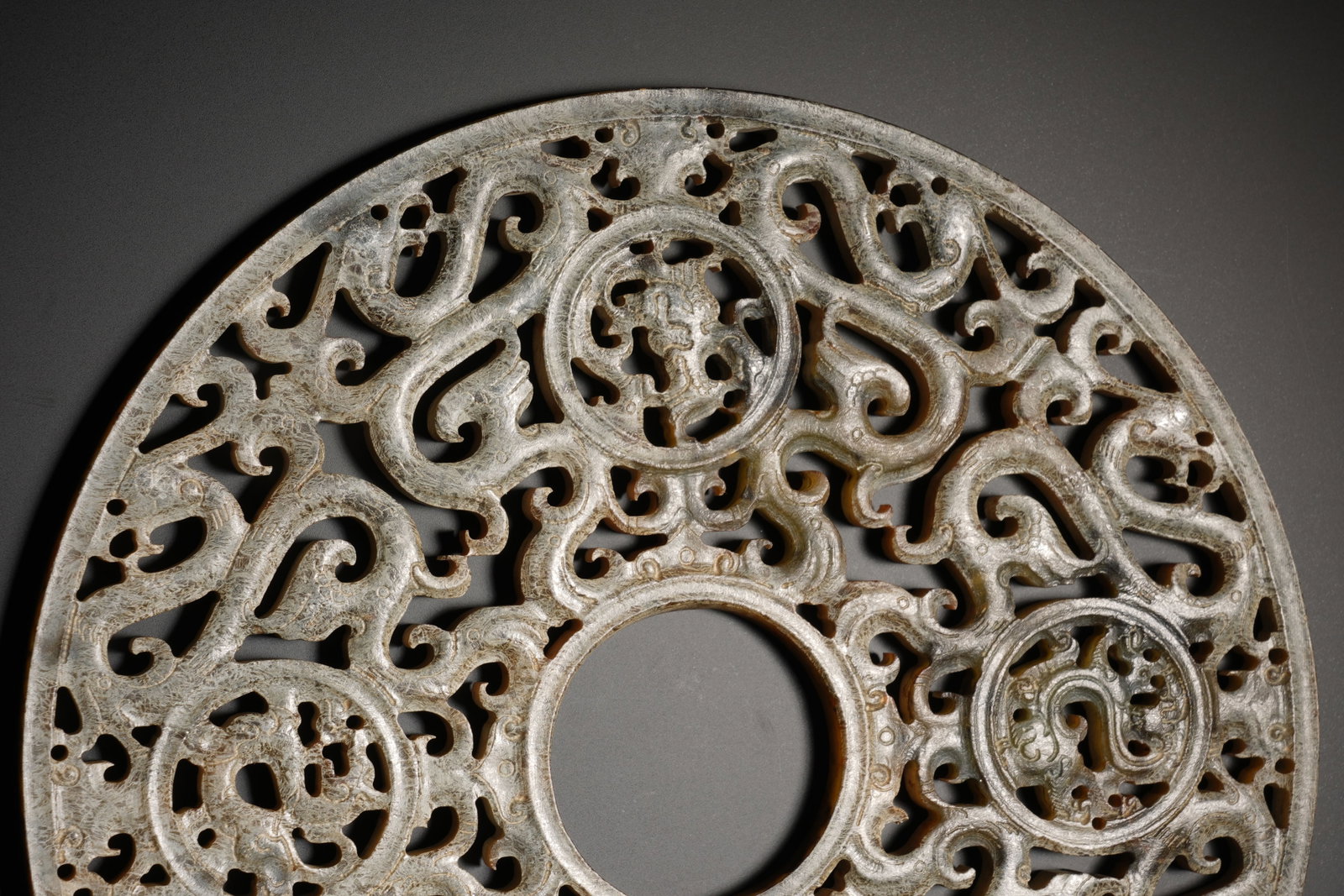 Jade Carved Dragon Pattern Bi - 2