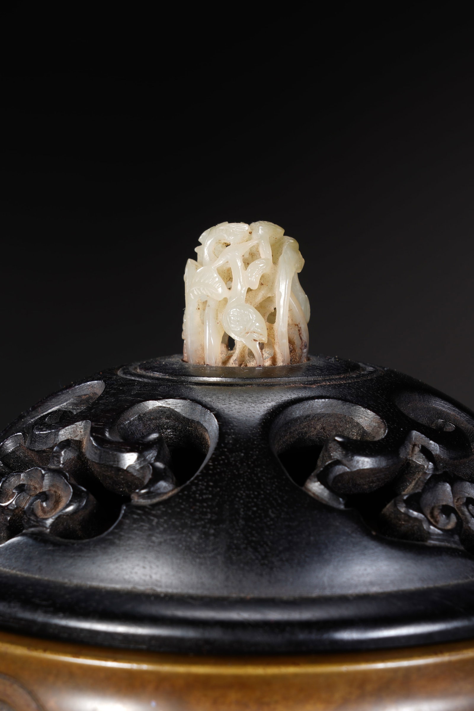 Bronze Carved Arven Pattern Incense Burner - 6
