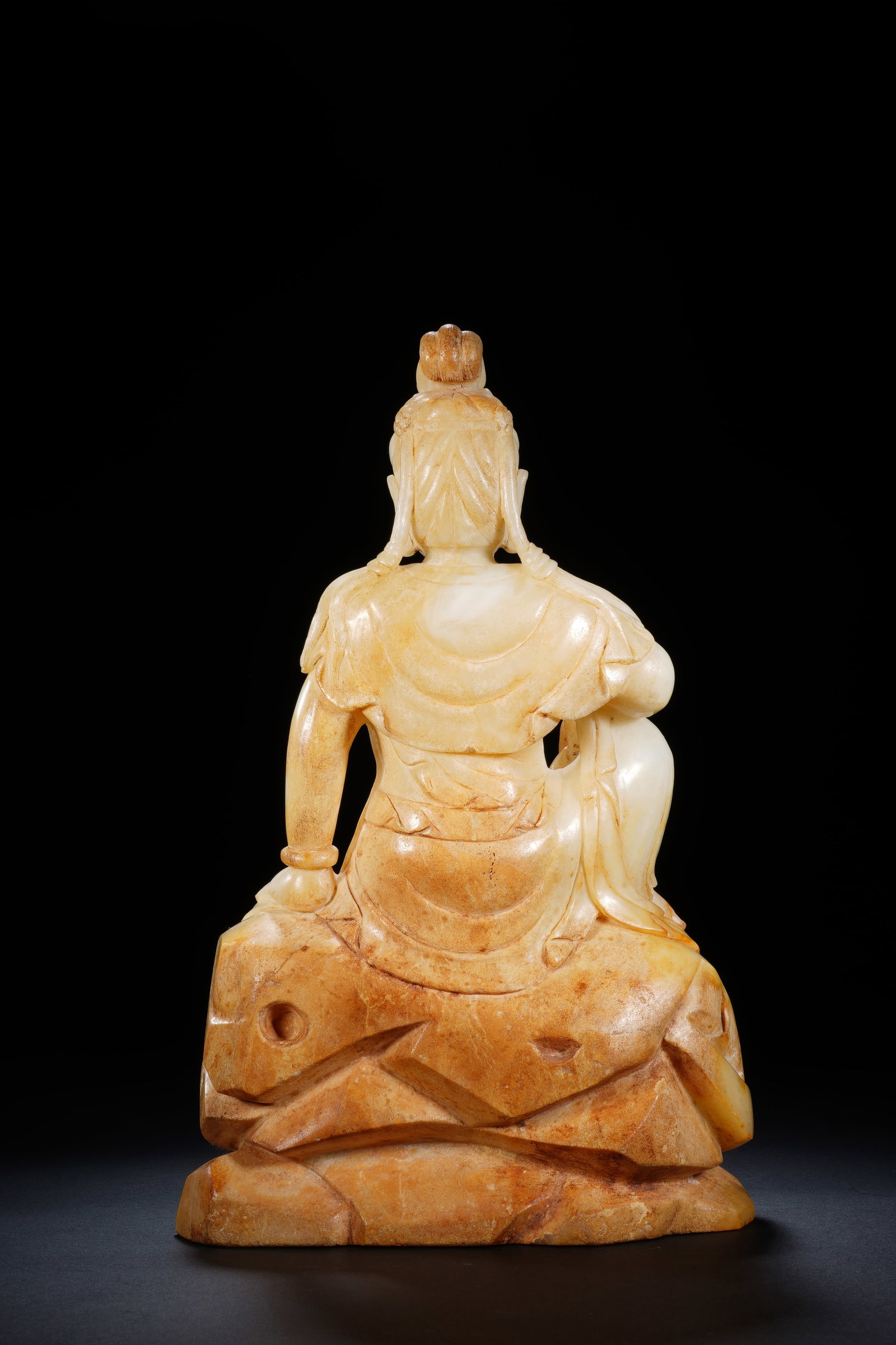 Jade Avalokitesvara Figure - 8