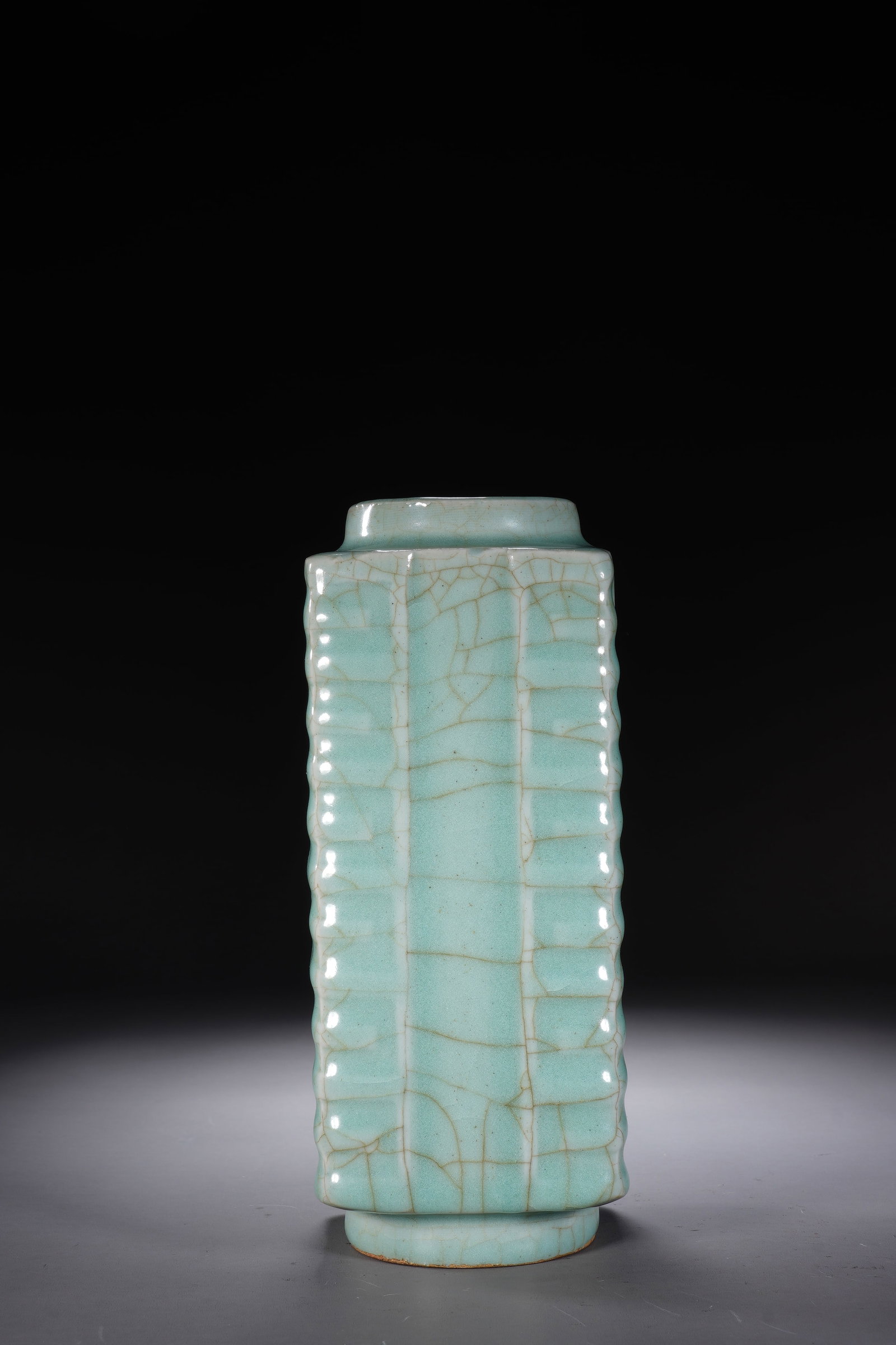 Light Grey Glazed Porcelain Cong Shape Vase - 4
