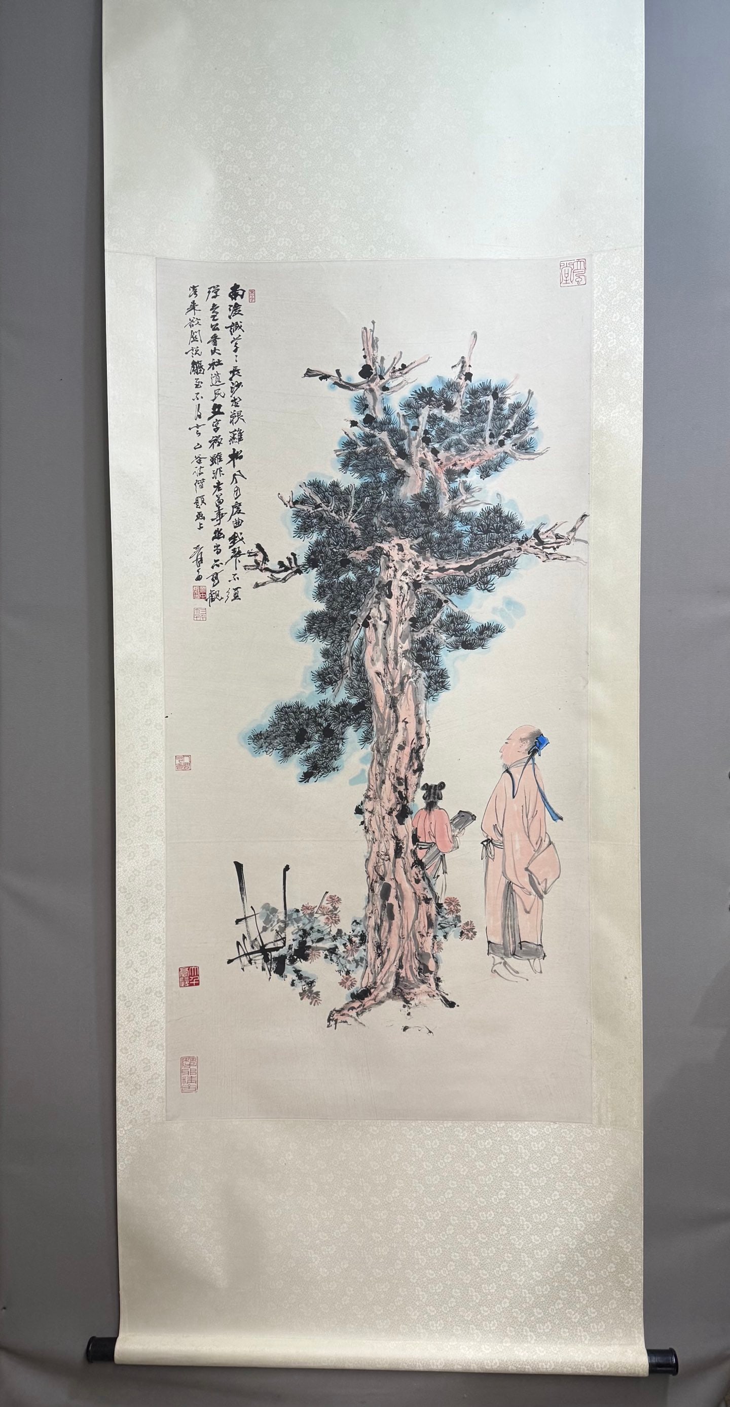 Chinese Drawing Pine Tree and Character Story Painting,Zhang Daqian Mark: Chinese Drawing Pine Tree and Character Story Painting,Zhang Daqian Mark (137 x 68cm)