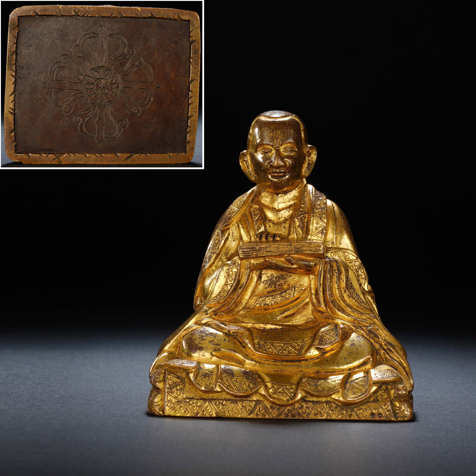 Gilt Bronze Guru Figure: Gilt Bronze Guru Figure (8.5 x 7 x 10cm,Weight 641g)