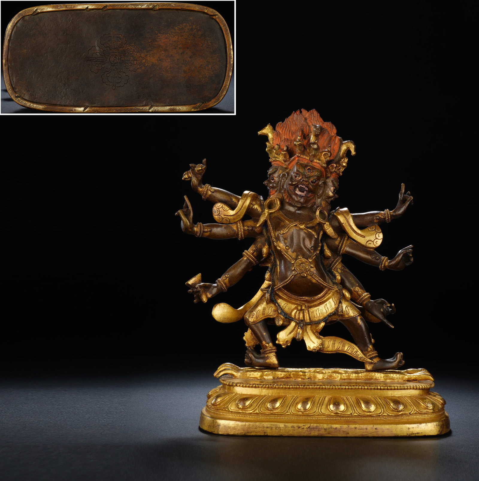 Gilt Bronze Guardian Figure: Gilt Bronze Guardian Figure (14 x 6.5 x 18cm,Weight 1813g)