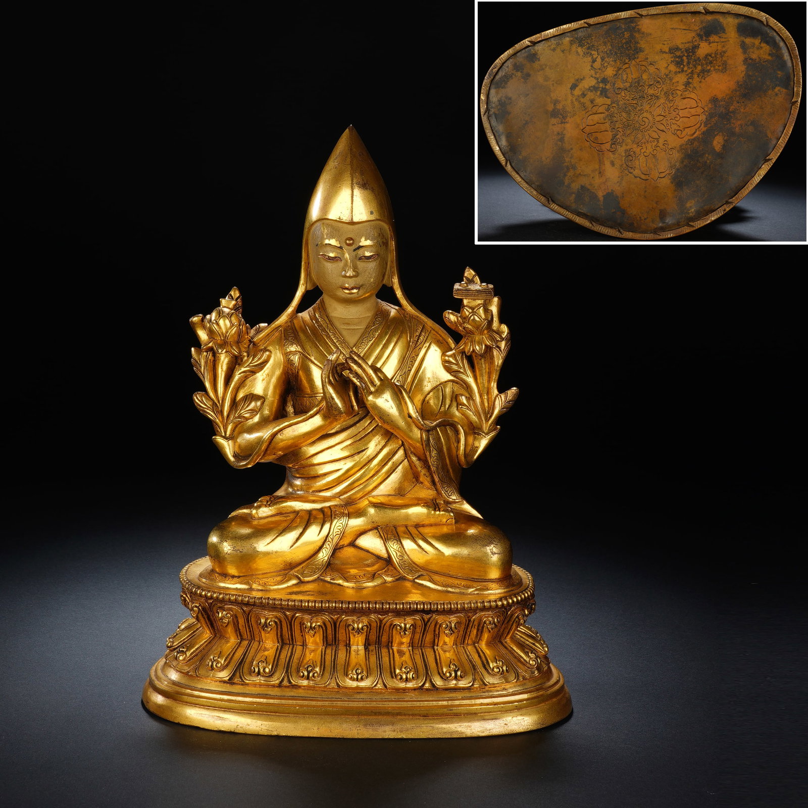 Gilt Bronze Tsongkhapa Figure: Gilt Bronze Tsongkhapa Figure (16 x 12 x 22cm,Weight 2137g)