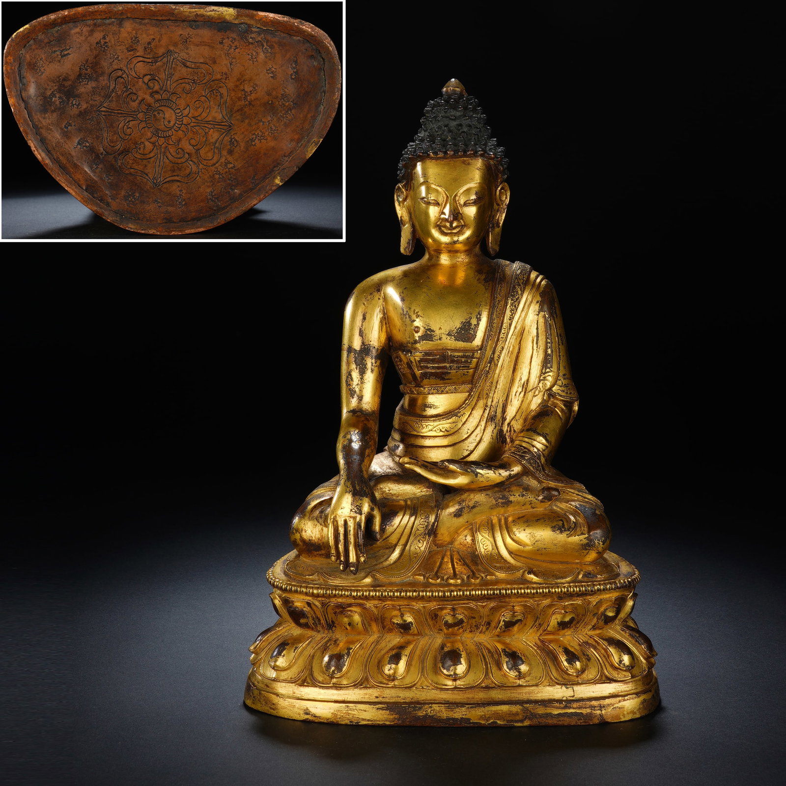 Gilt Bronze Sakyamuni Figure: Gilt Bronze Sakyamuni Figure (14.5 x 11 x 20cm,Weight 2066g)