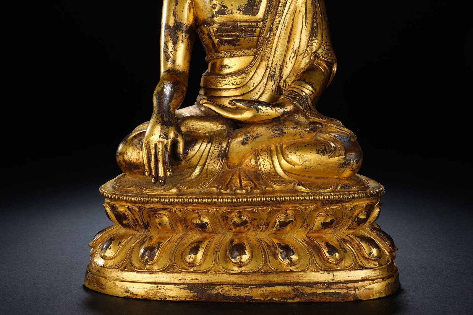 Gilt Bronze Sakyamuni Figure - 4