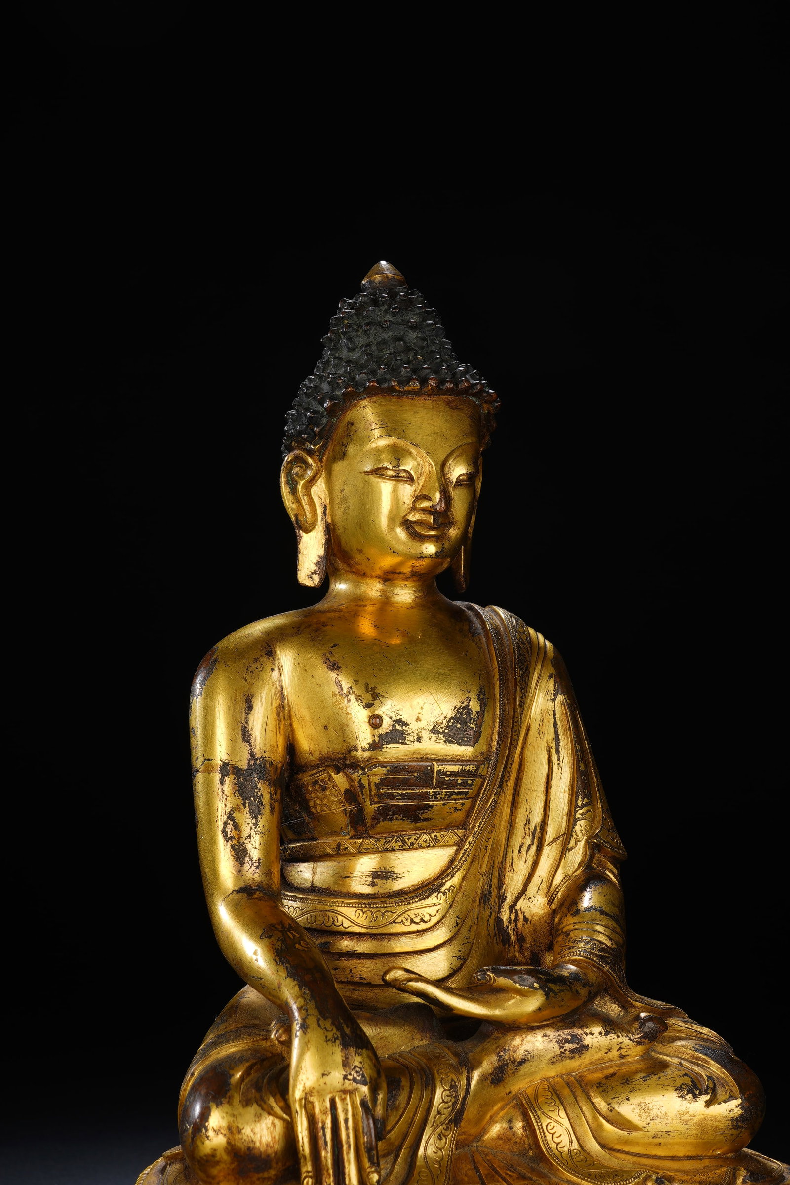 Gilt Bronze Sakyamuni Figure - 5
