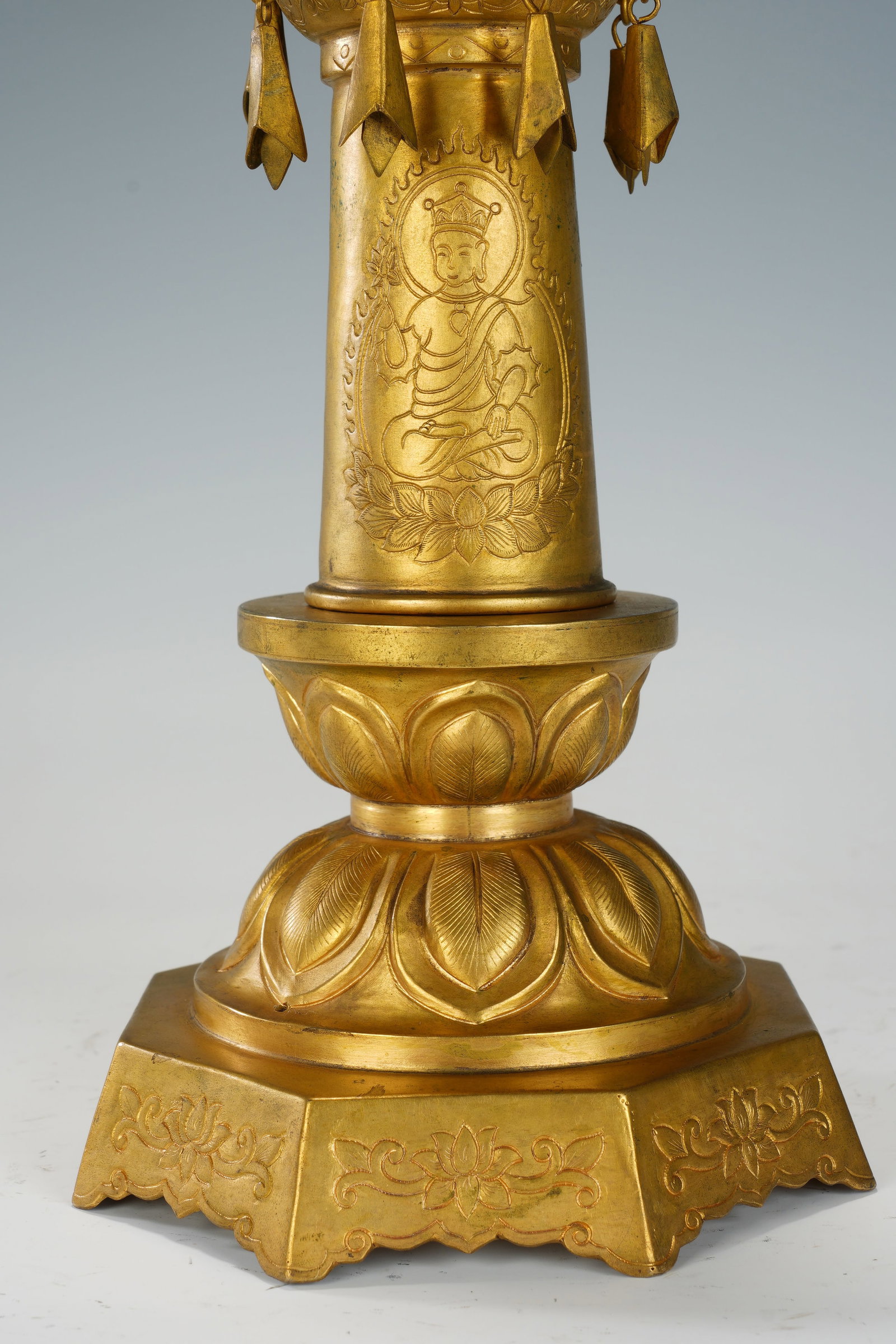 Gilt Bronze Carved Buddha Pattern Pagoba - 4