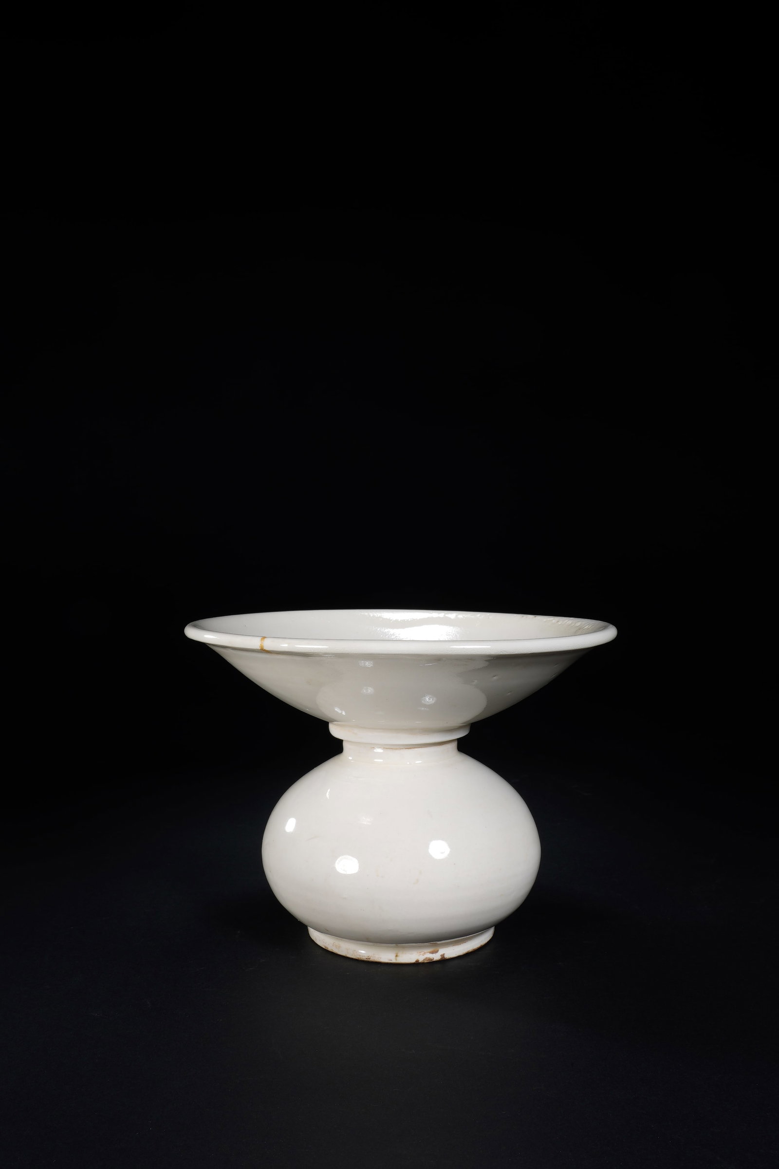 White Glazed Porcelain Cup - 2
