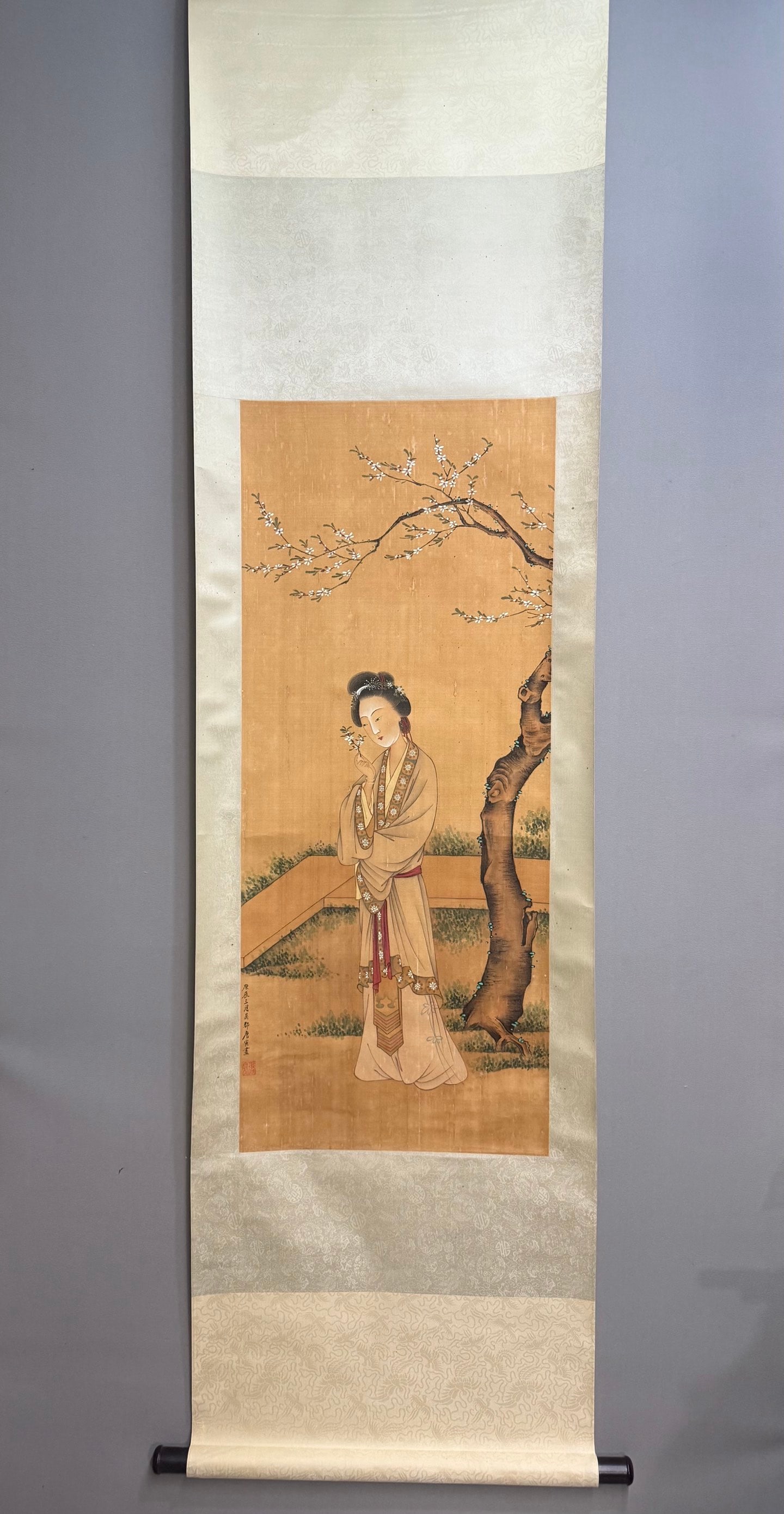 Chinese Drawing Beauty Painting,Tang Yin Mark: Chinese Drawing Beauty Painting,Tang Yin Mark (105 x 43.5cm)
