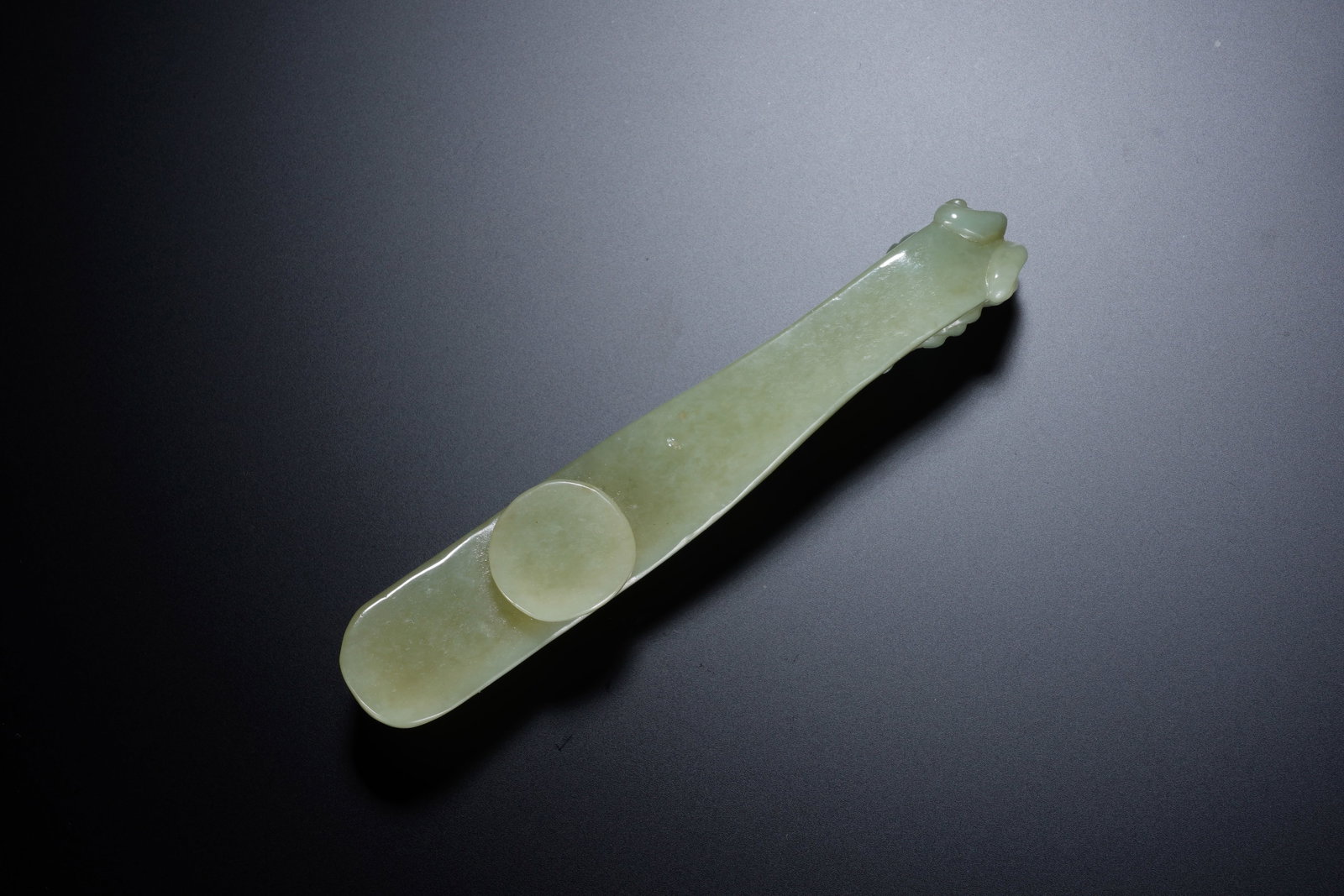 Jade Carved Dragon Shape Belt Hook - 10