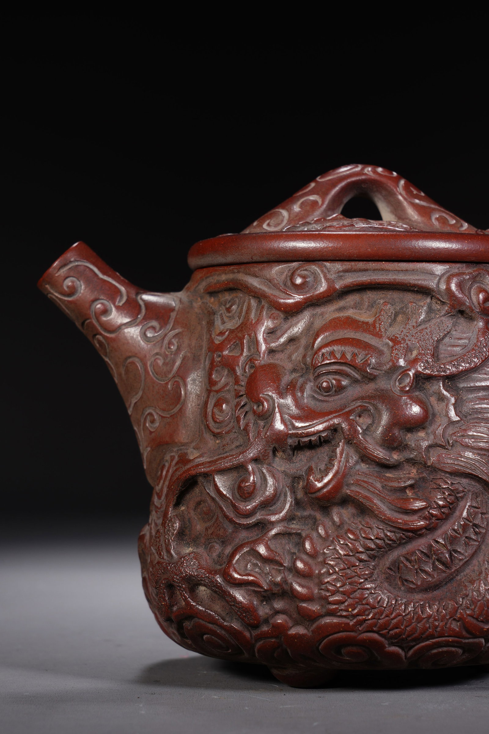 Purple Clay Carved Fish Pattern Teapot - 6